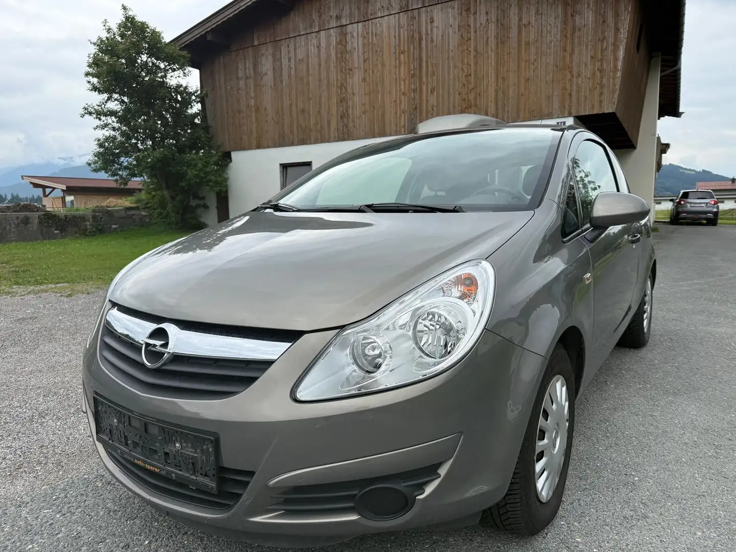 Opel Corsa 1.2 C+S 1.Hand-NUR 40.000km-TÜV-KLIMA Braun - 1