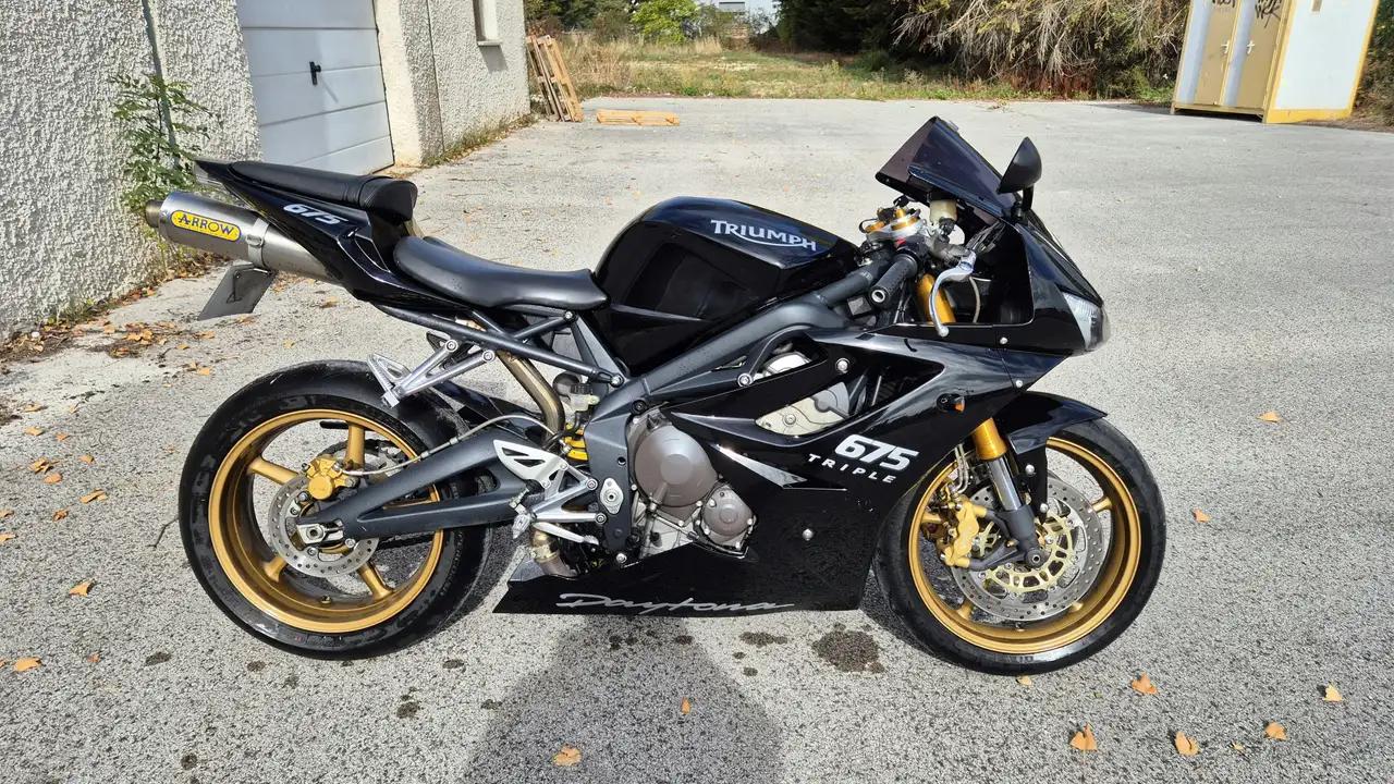 Triumph Daytona 675