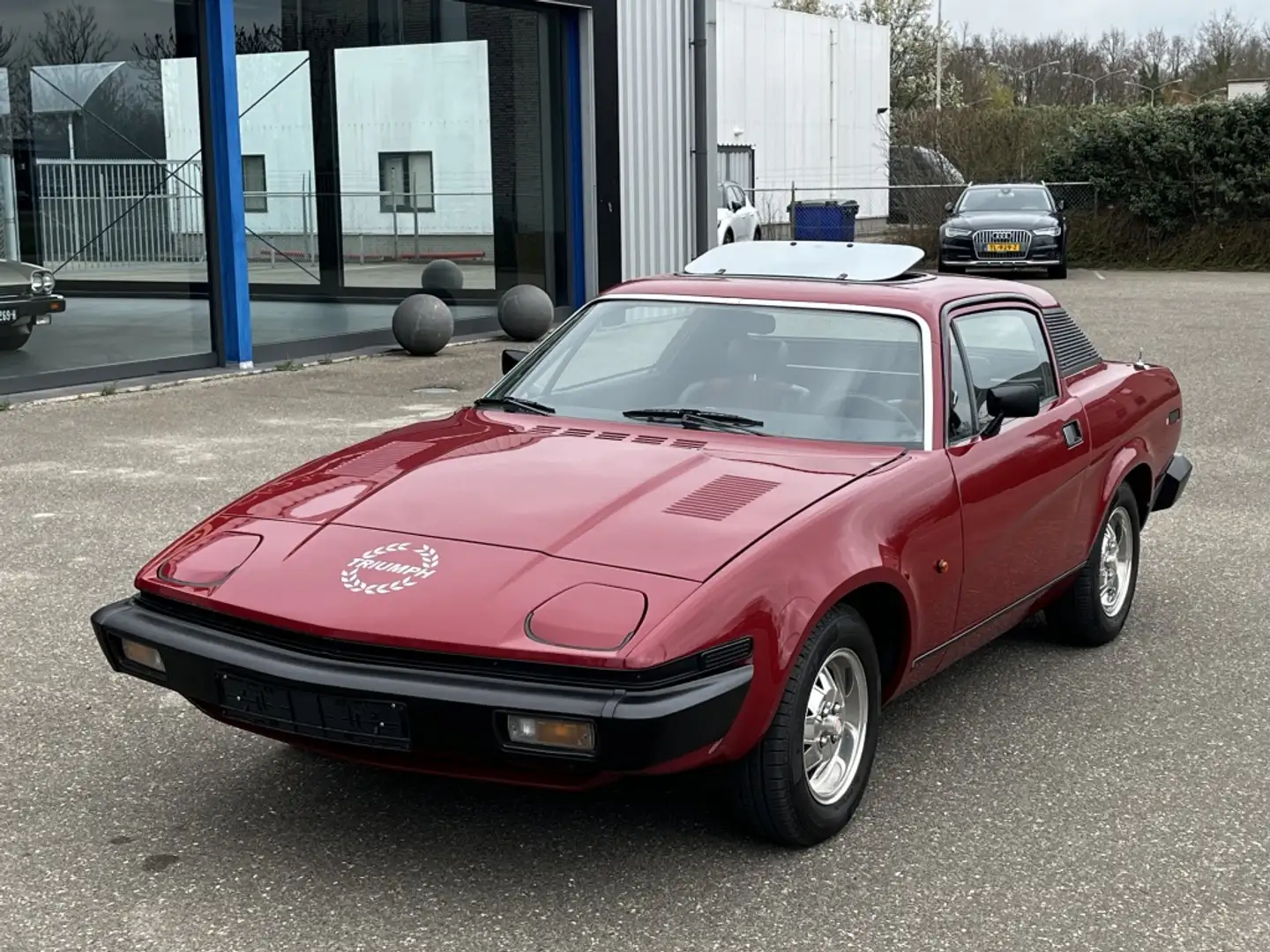 Triumph TR7 Coupé Красный - 2