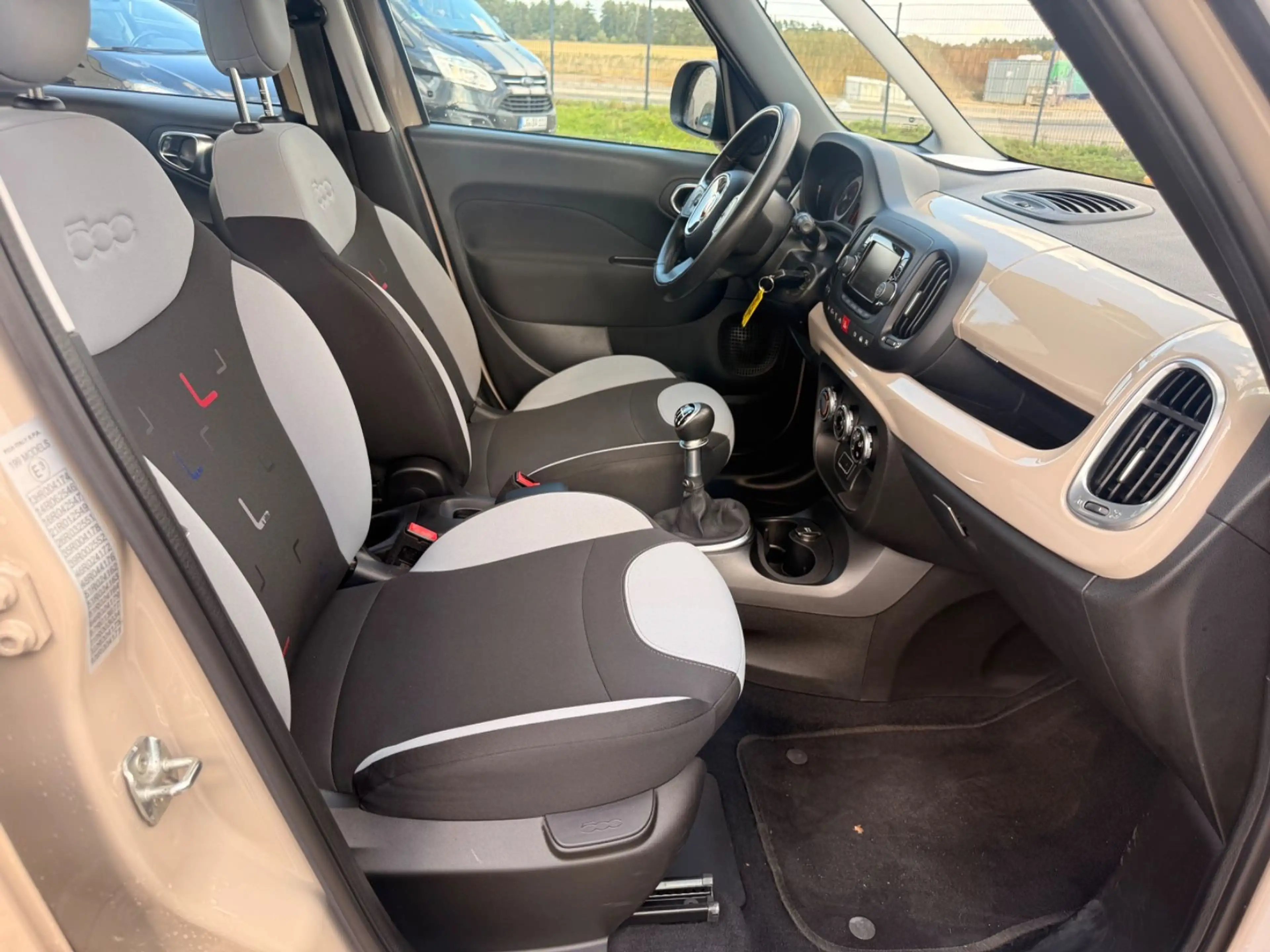 Fiat 500L Pop Star mit Servo-ABS-ESP-ALU-Start Stop-Tempom.! — photo 9