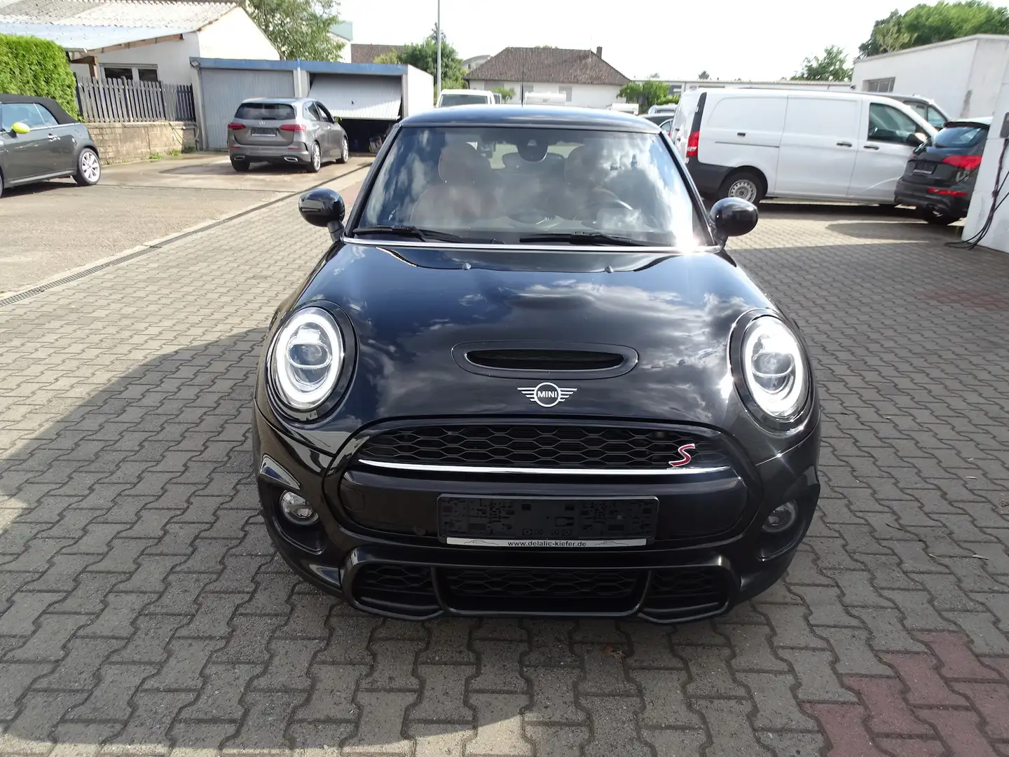 MINI John Cooper Works DSG, Navi, PDC, Klimaauto., Sitzheizung, Soundsyst Schwarz - 2