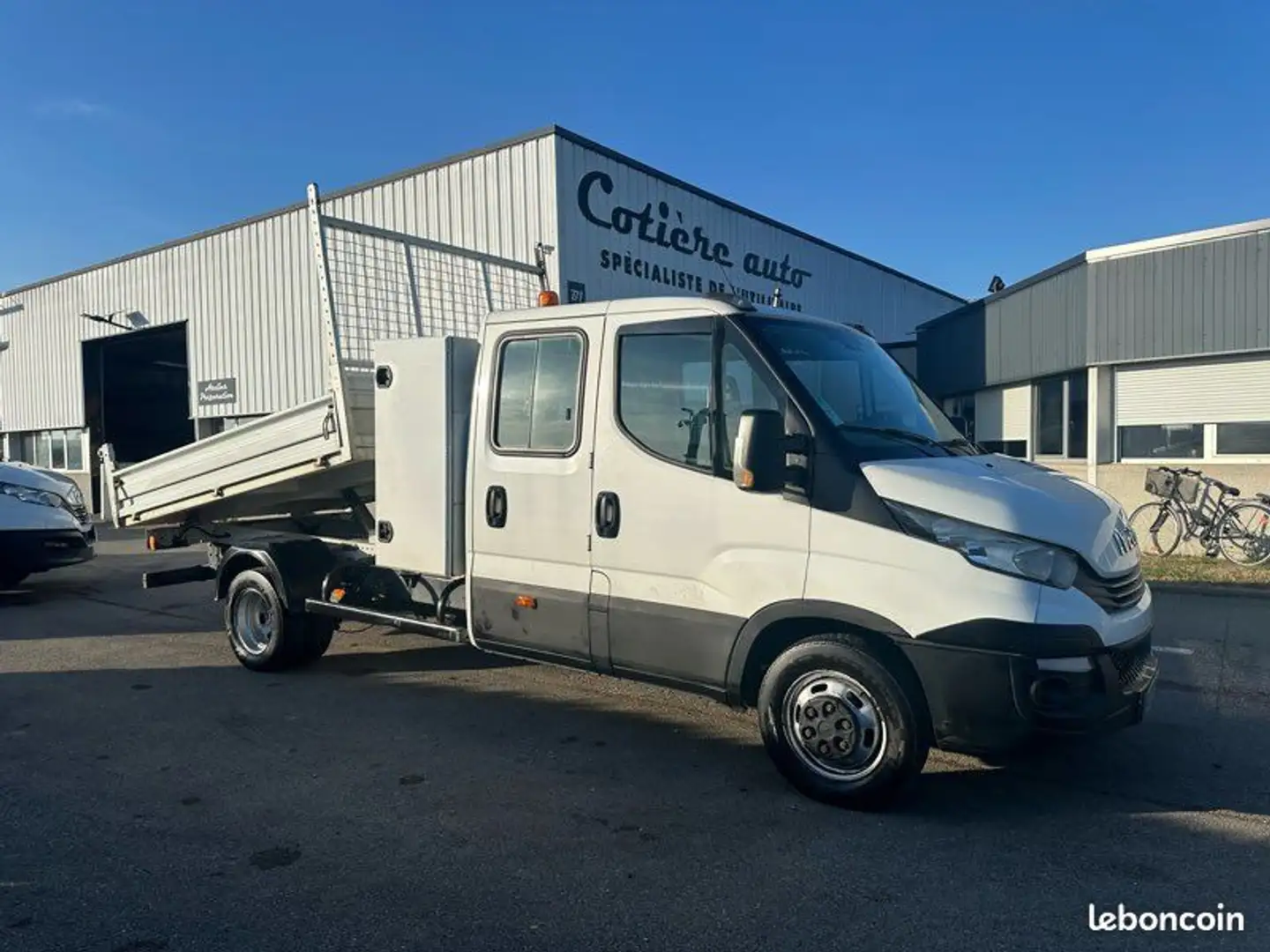 Iveco Daily 19990 ht double cabine benne coffre - 1