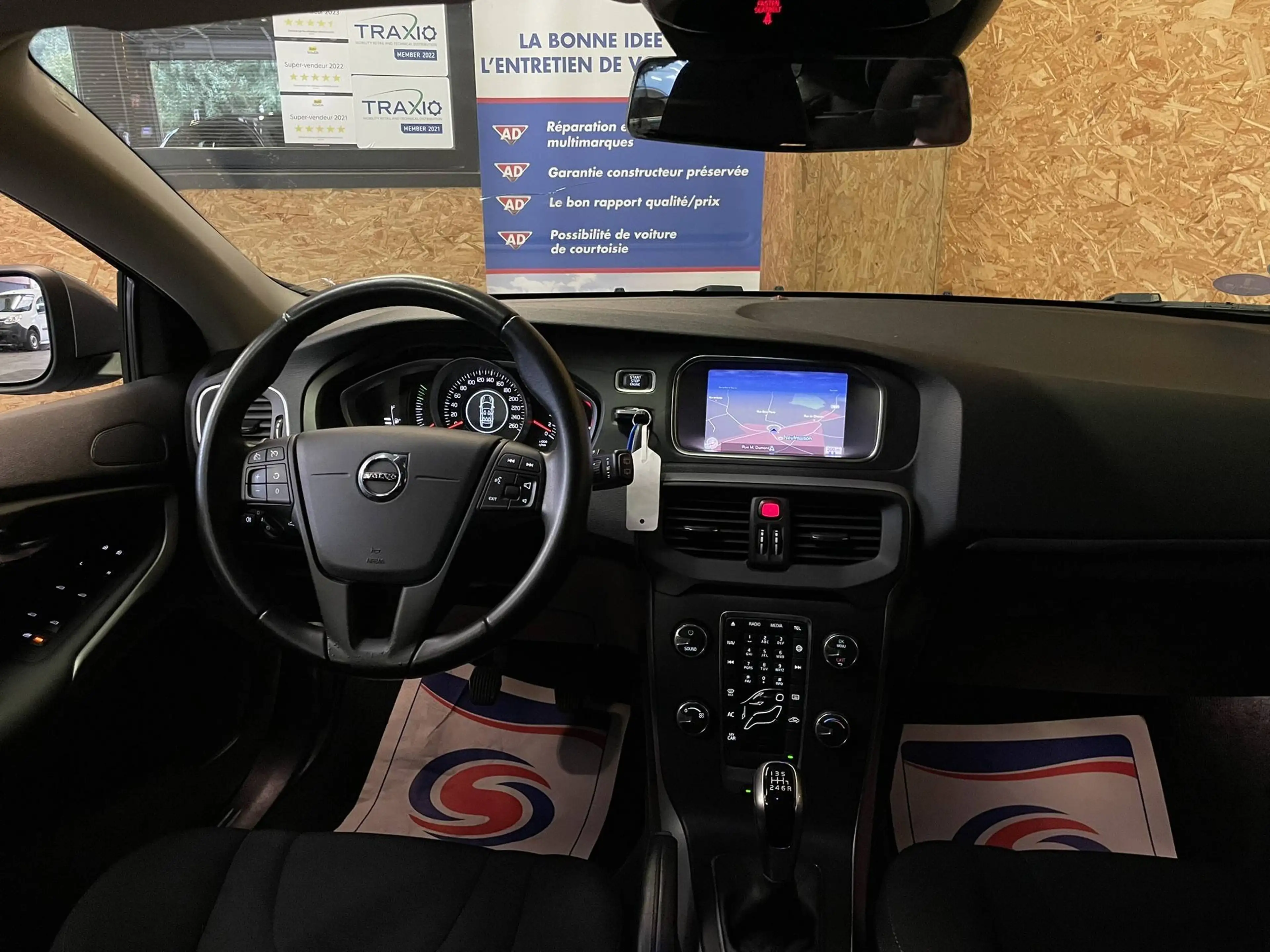 Volvo V40 2.0i * Garantie 1 à 3ans * TVA récupérable * — photo 8
