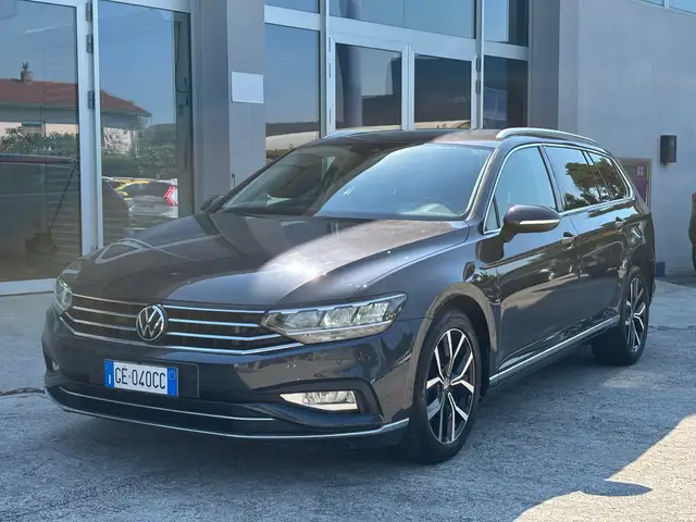 Volkswagen Passat Variant Passat 2.0 TDI Executive IVA ESPOSTA