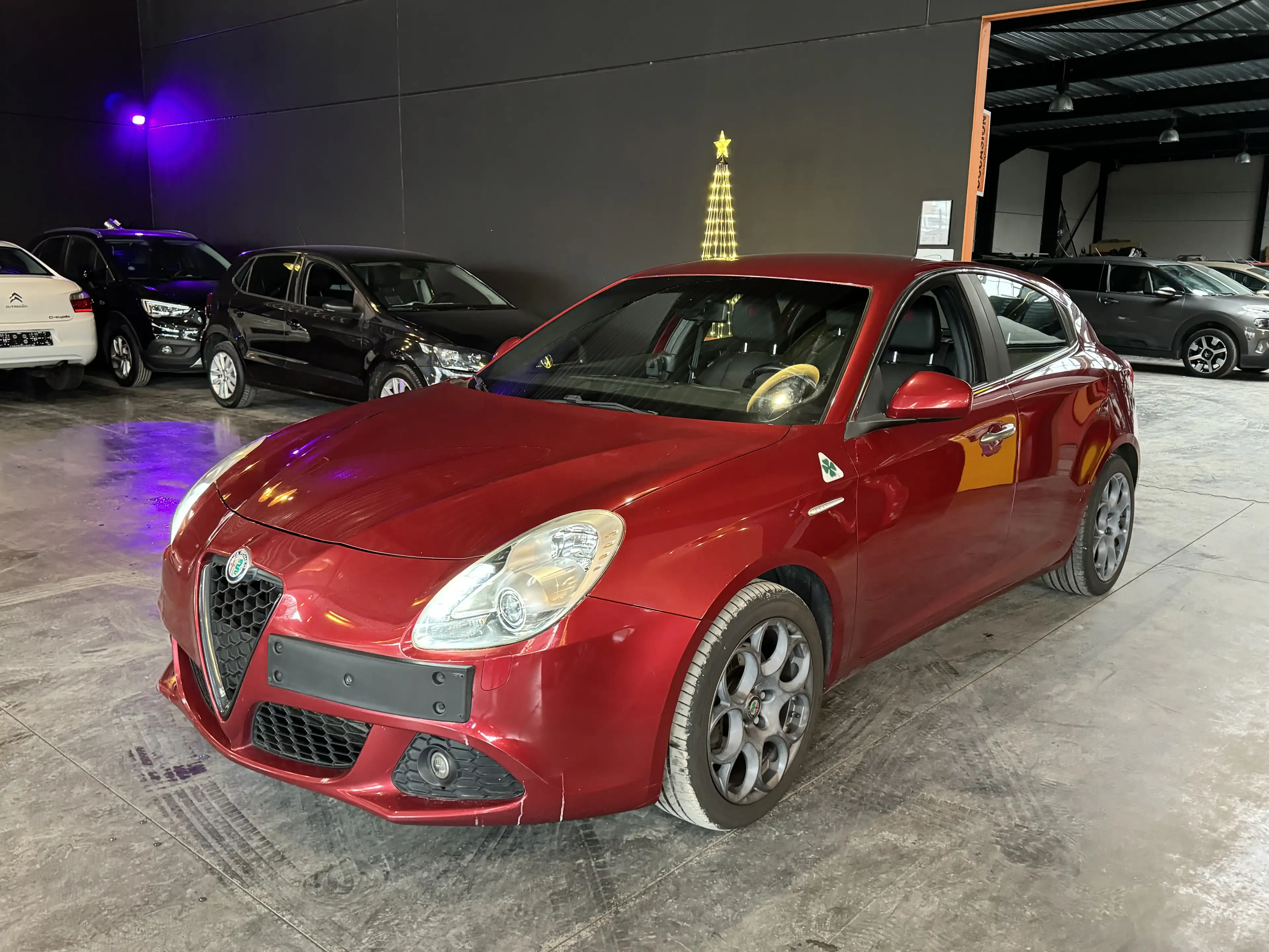 Alfa Romeo Giulietta 1.4 - AUTOMATIQUE - A/C - RADIO CD/MEDIA - LED — photo 4