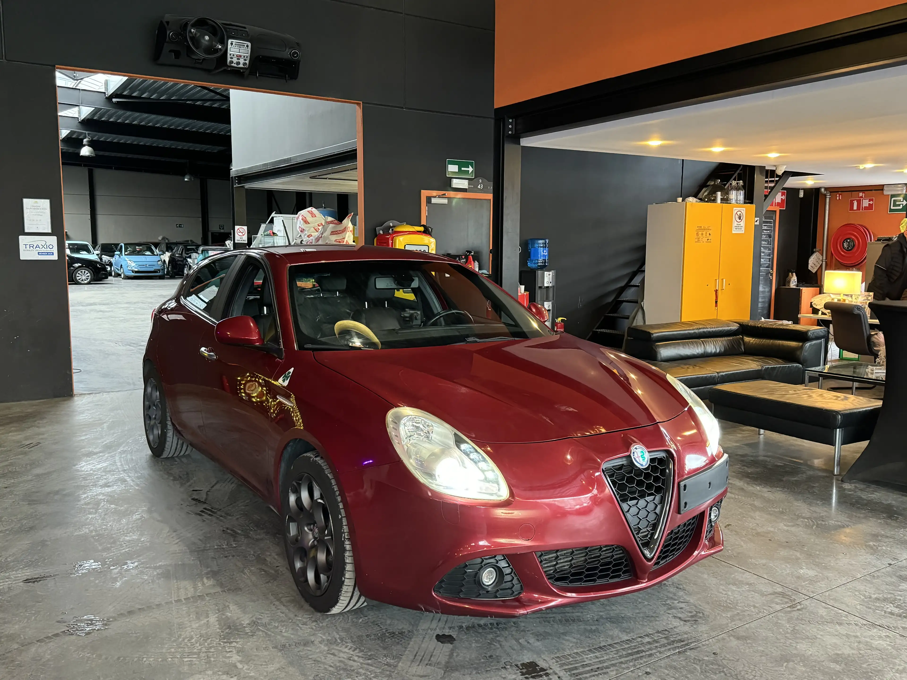Alfa Romeo Giulietta 1.4 - AUTOMATIQUE - A/C - RADIO CD/MEDIA - LED — photo 2