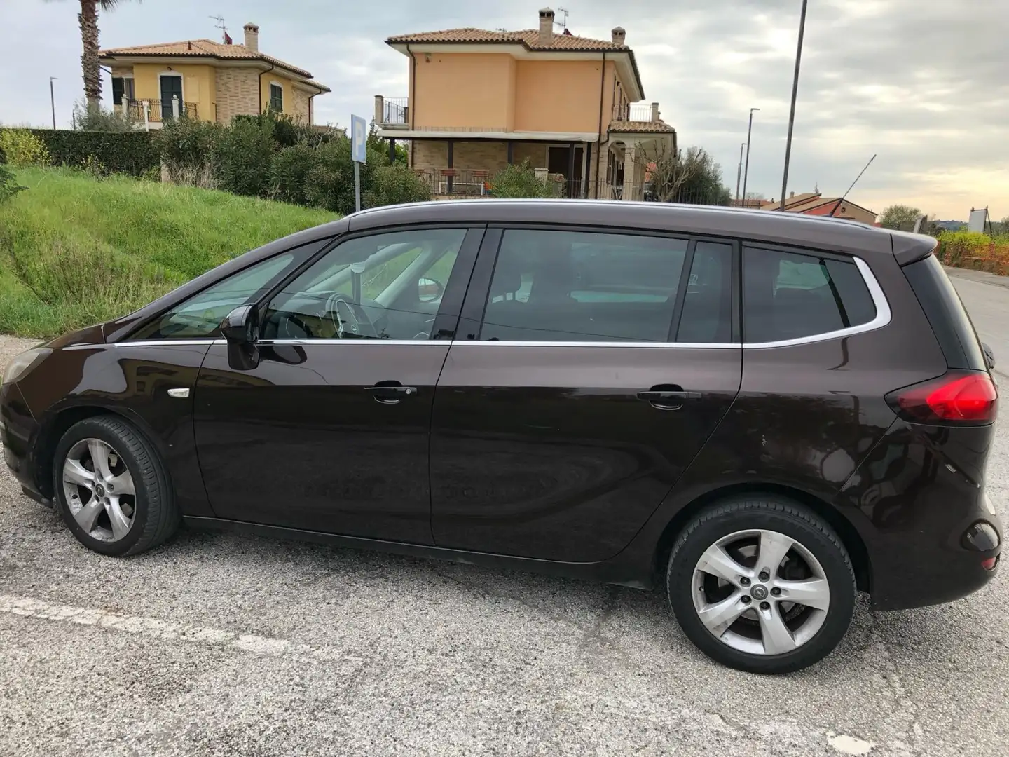 Opel Zafira Tourer 1.6 t Cosmo ecoM 150cv - 1