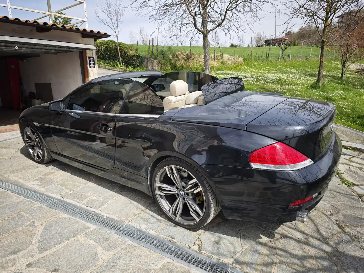 BMW 630 630Ci Cabrio - 1