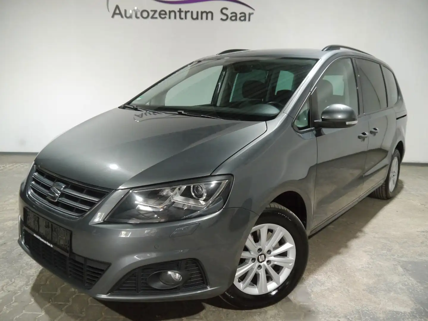 SEAT Alhambra Allrad Navi Sitzheizung Xenon Kamera BT Grijs - 2