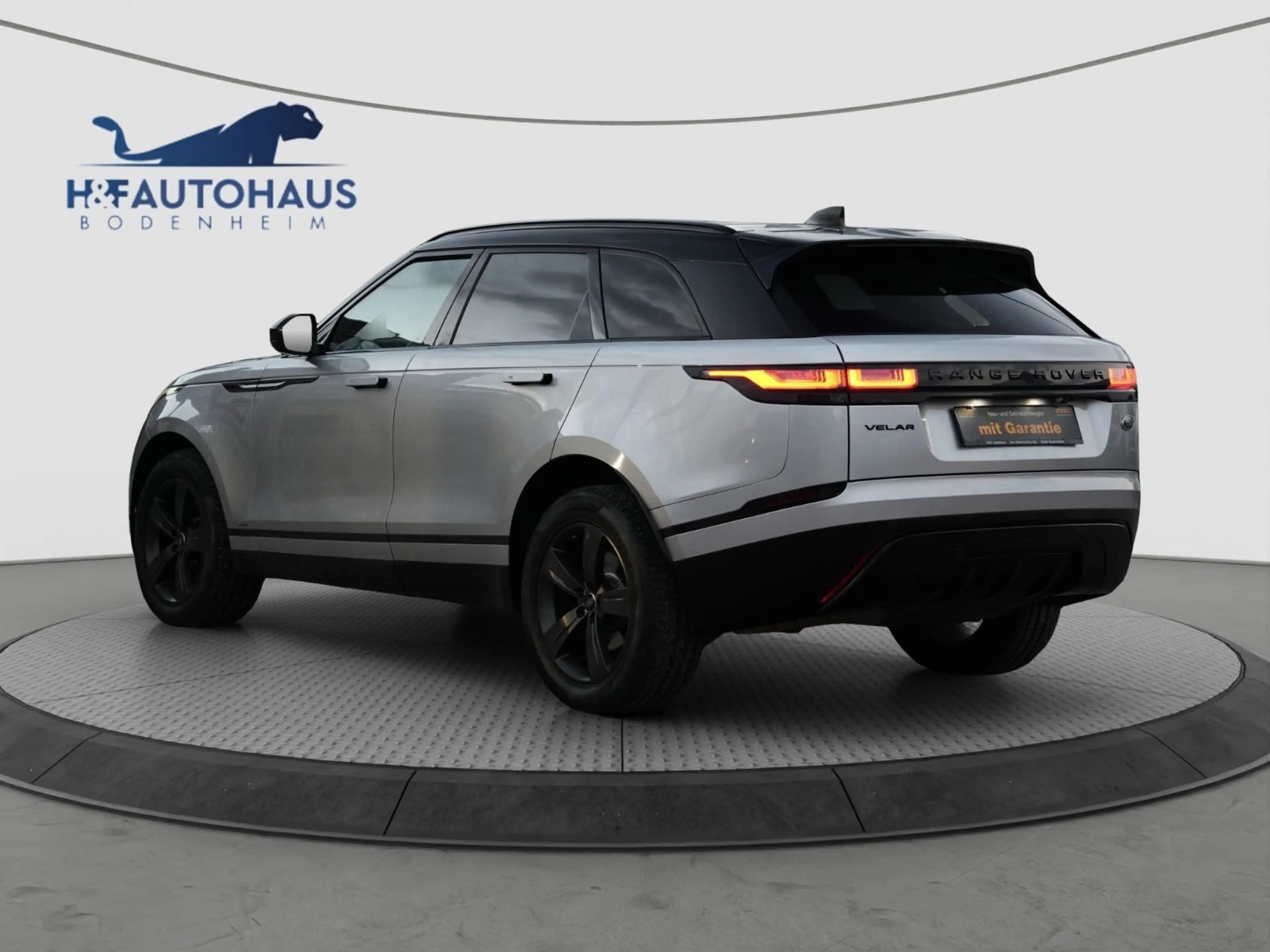 Land Rover Range Rover Velar R-Dynamic/KAMERA/PANO/LEDER — photo 7