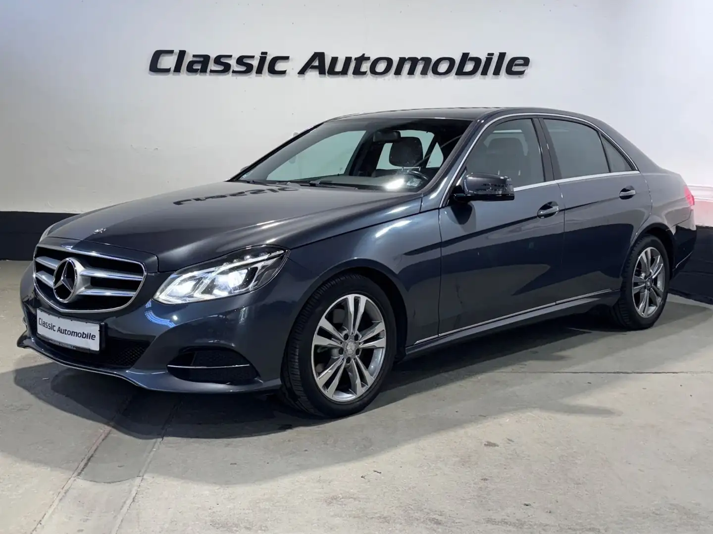Mercedes-Benz E 300 BlueTec Lim. *Harman-Kardon*Navi*LED* Grau - 1