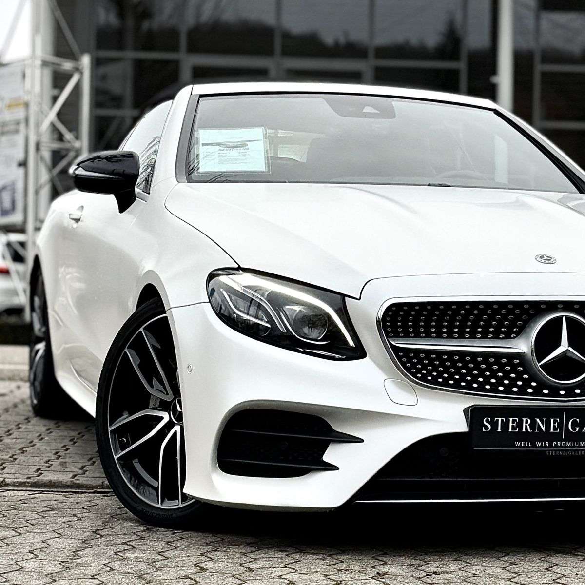 Second hand Mercedes Benz E-Class 300