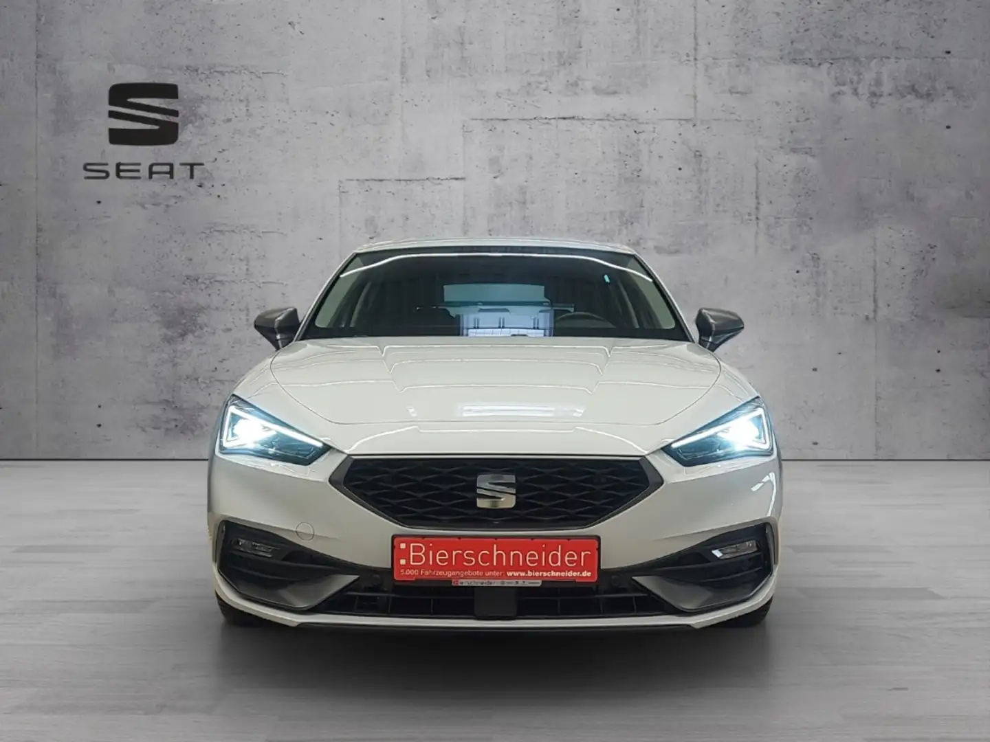 SEAT Leon 1.5 eTSI DSG FR Matrix LED Navi FaPa XL Kessy WP Weiß - 2