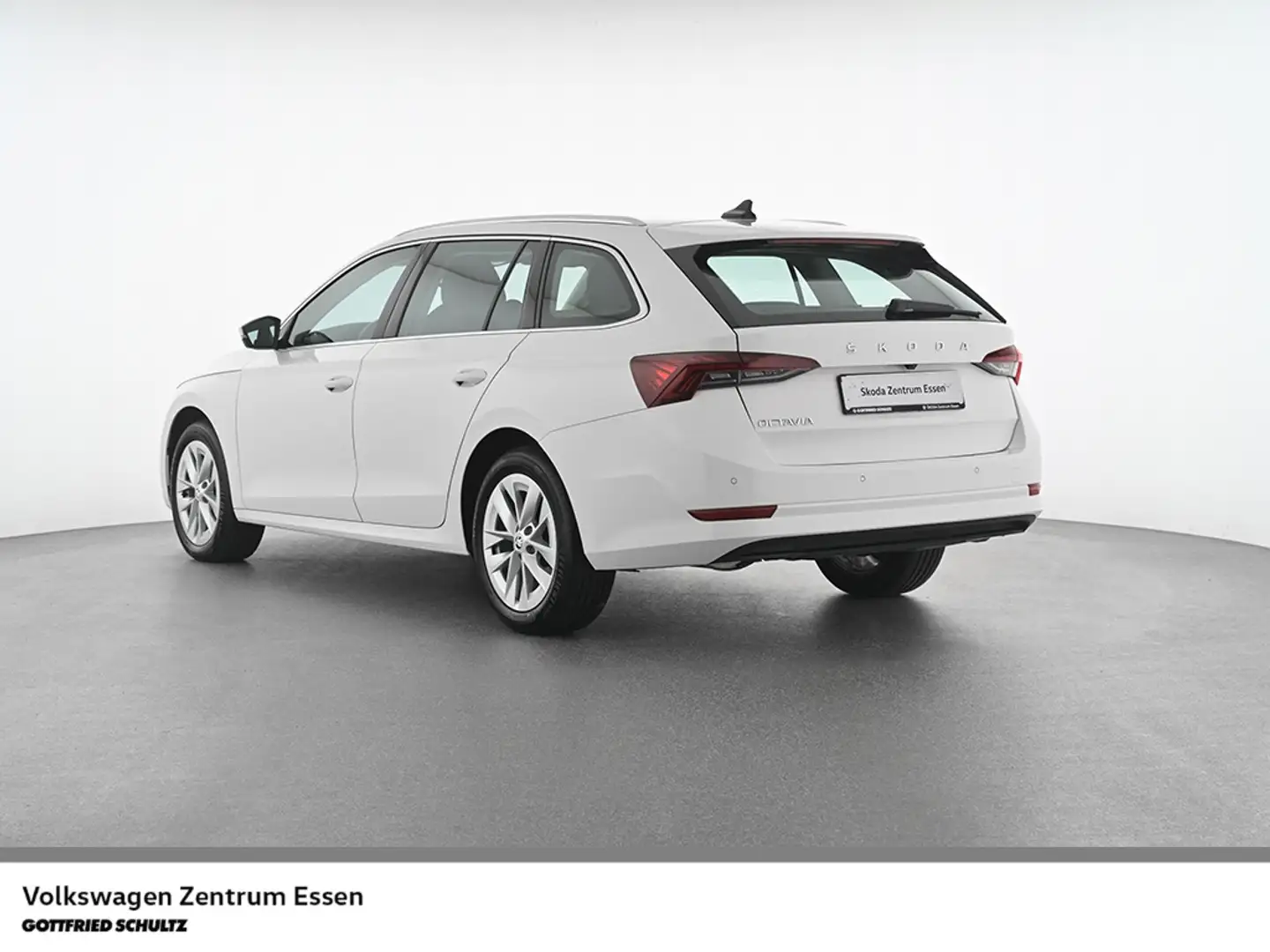 Skoda Octavia Combi Style TDI DSG LED AHK Navi Sitzhzg Weiß - 2