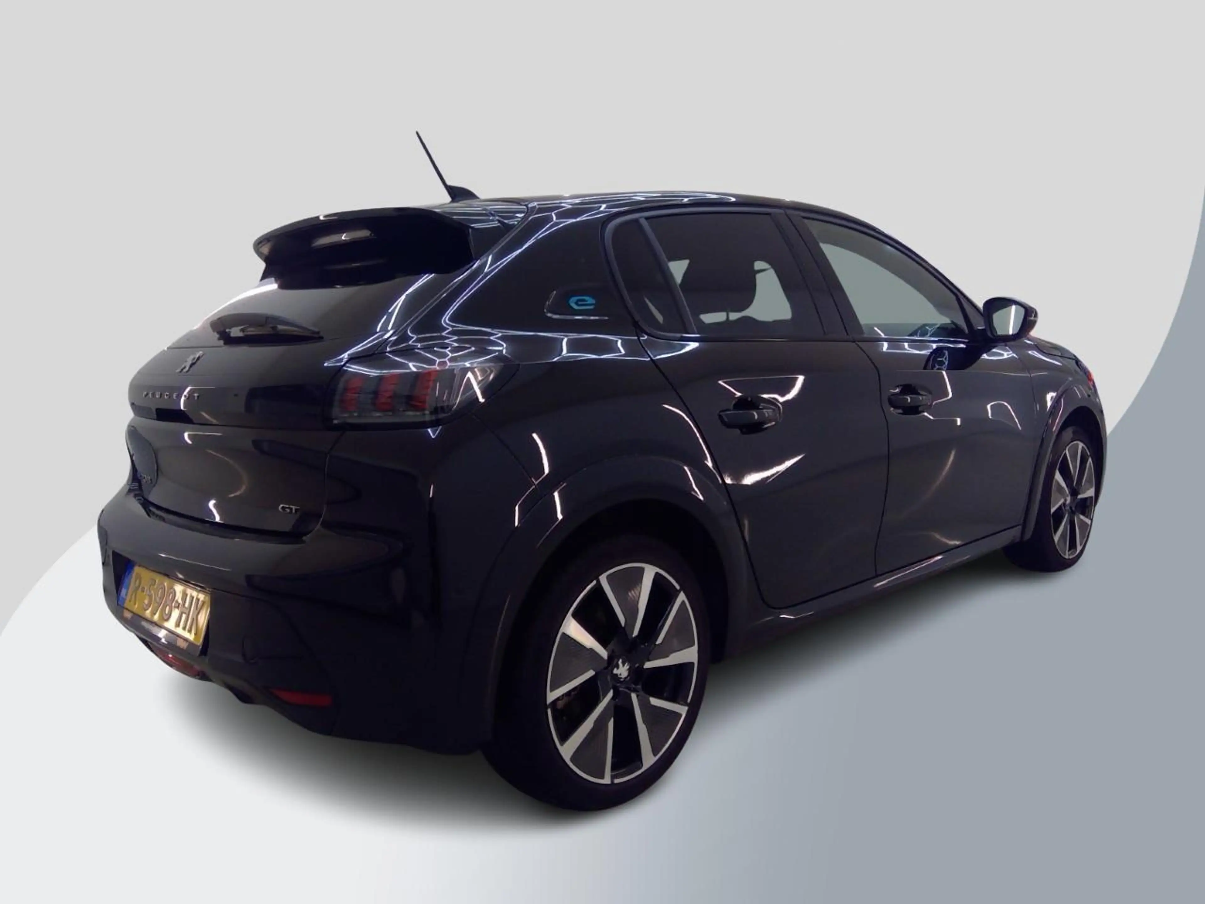 Peugeot e-208 EV GT Pack 50 kWh Verwacht! | SOH 94,3 % | Navigat — photo 2