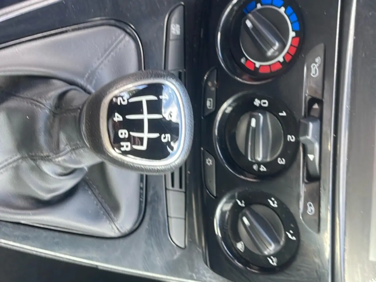 Lancia Ypsilon 2022 — фото 11