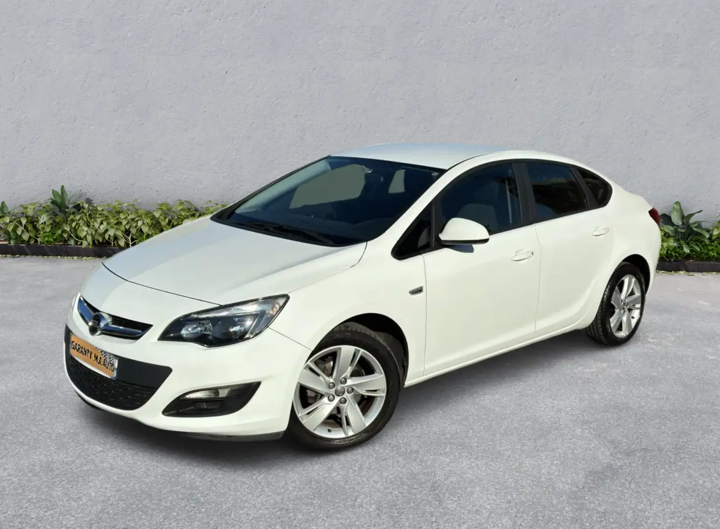 Opel Astra 1.4 Twinport 100 ch  VENTE MARCHANT UNIQUEMENT Bianco - 1