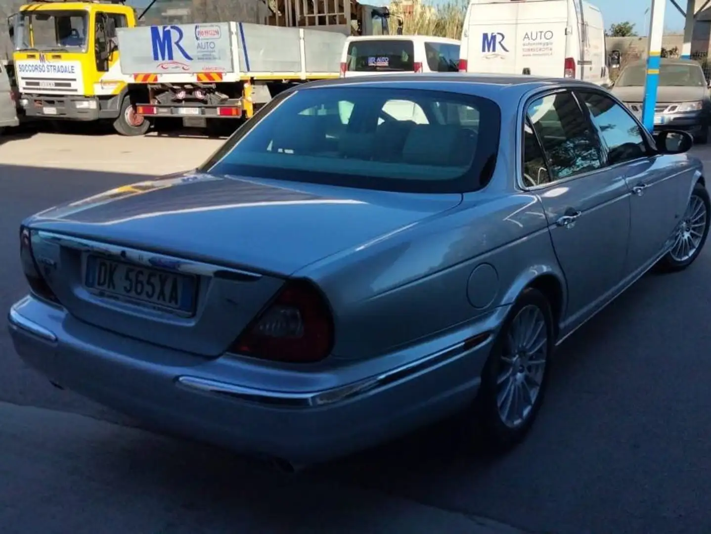 Jaguar XJ XJ  2.7d V6 Executive full optional auto Grigio - 2