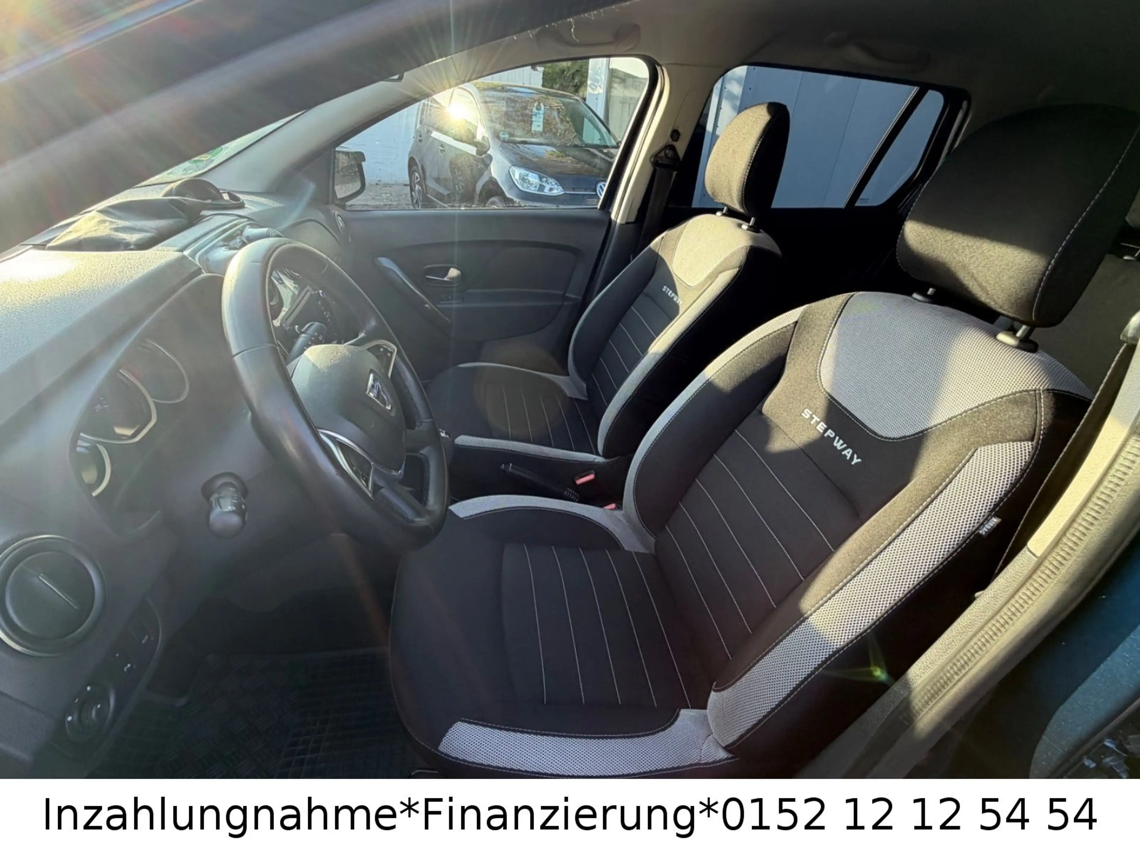 Dacia Logan MCV II Kombi Stepway — photo 10