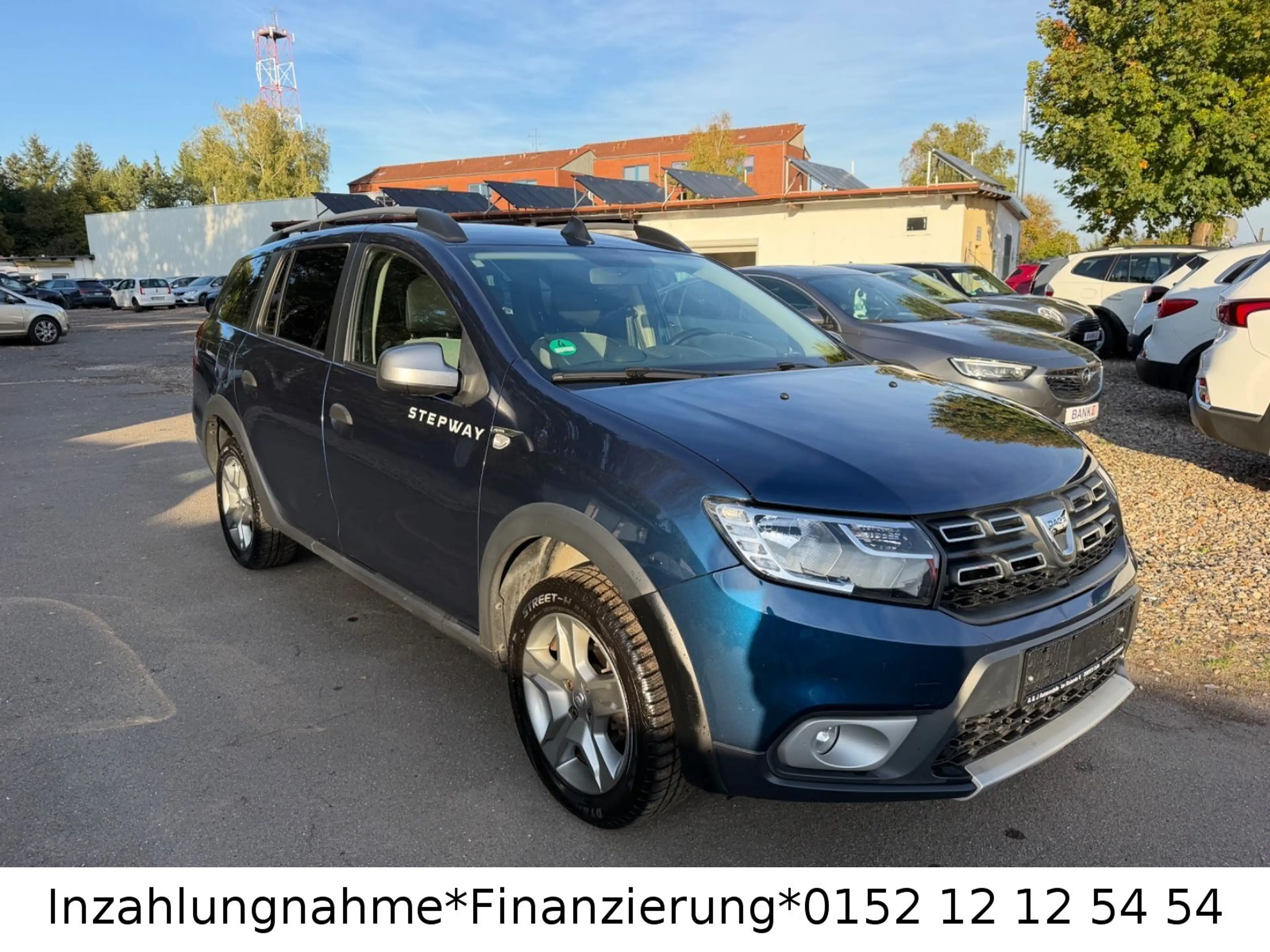 Dacia Logan MCV II Kombi Stepway — photo 2