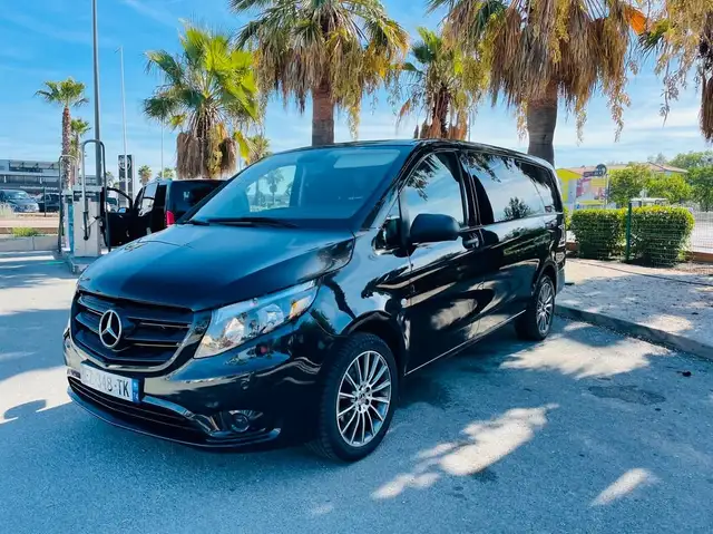 Mercedes-Benz Vito Tourer 116 CDI Compact Base