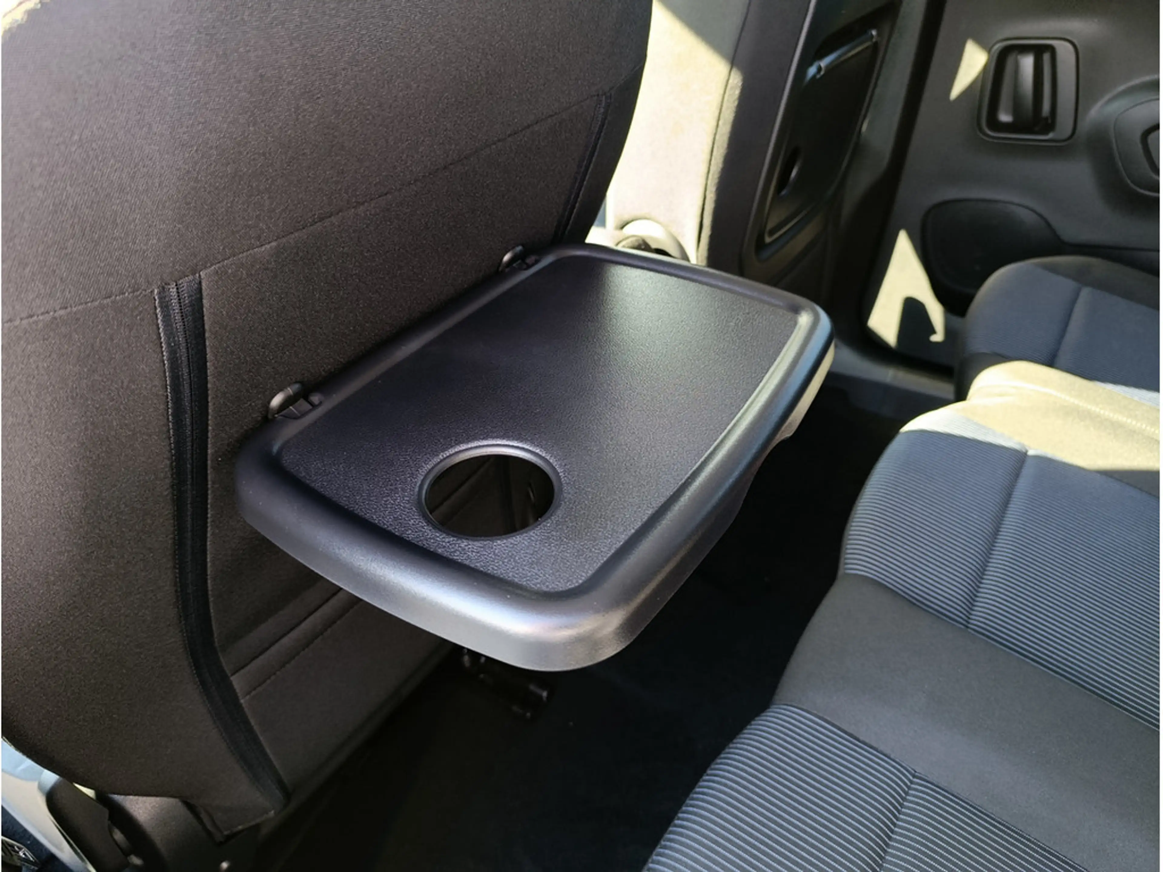 Fiat Qubo L La Prima 1.5 Diesel 7-Sitzer Style-/ Tech-Paket Automatik — photo 10