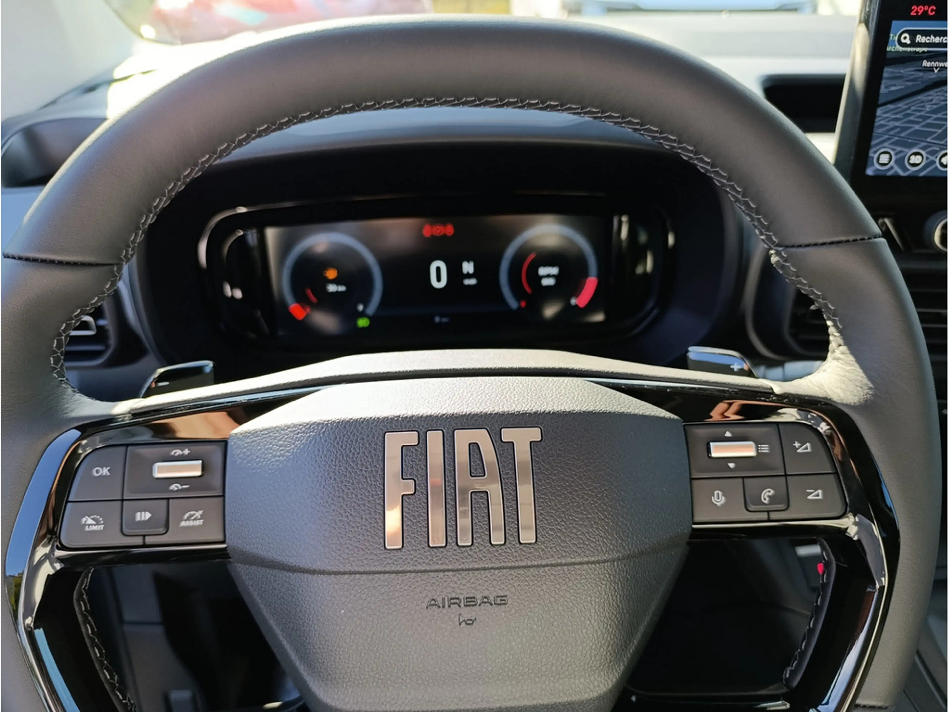 Fiat Qubo L La Prima 1.5 Diesel 7-Sitzer Style-/ Tech-Paket Automatik — photo 12