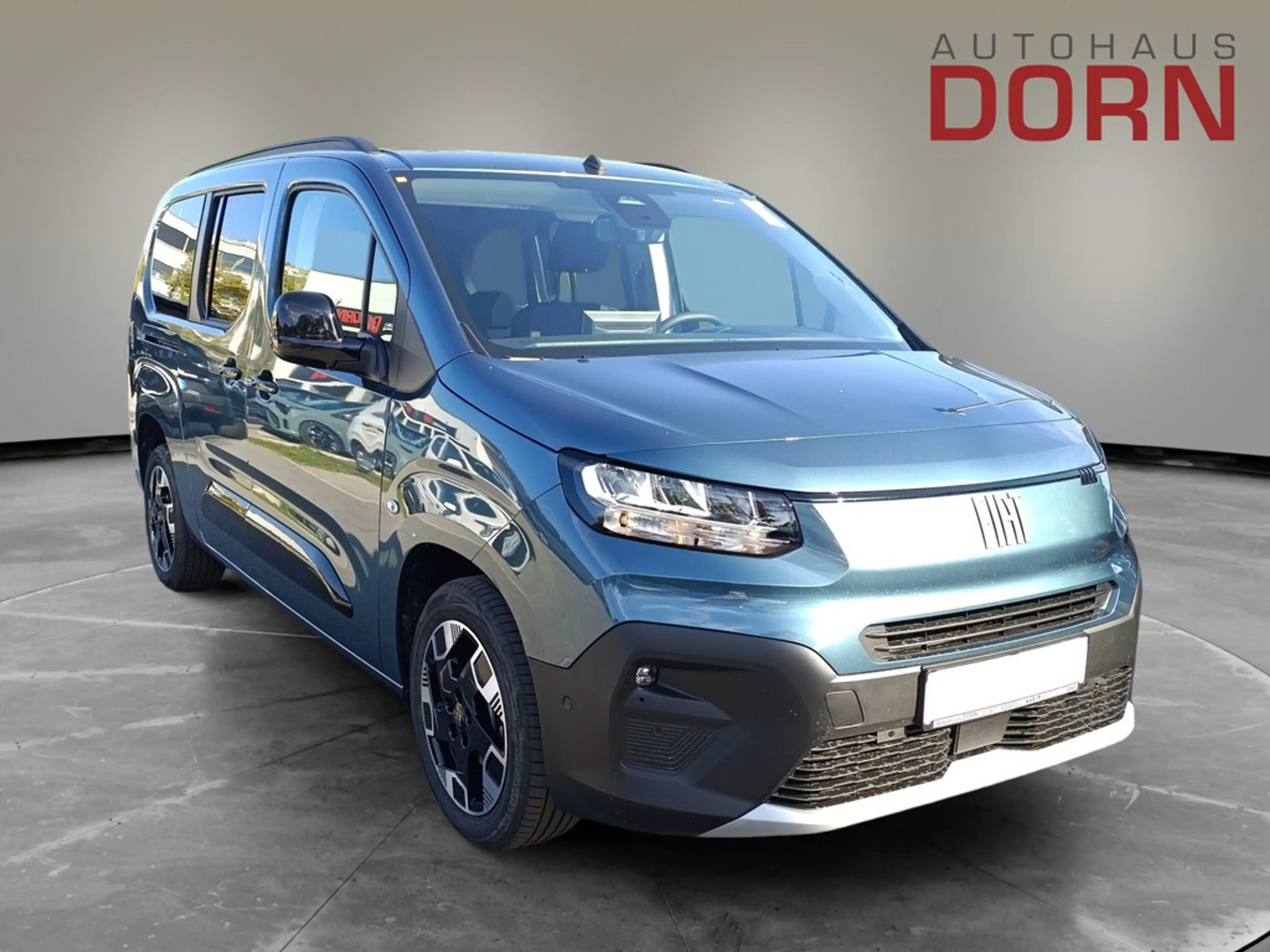Fiat Qubo L La Prima 1.5 Diesel 7-Sitzer Style-/ Tech-Paket Automatik — photo 4