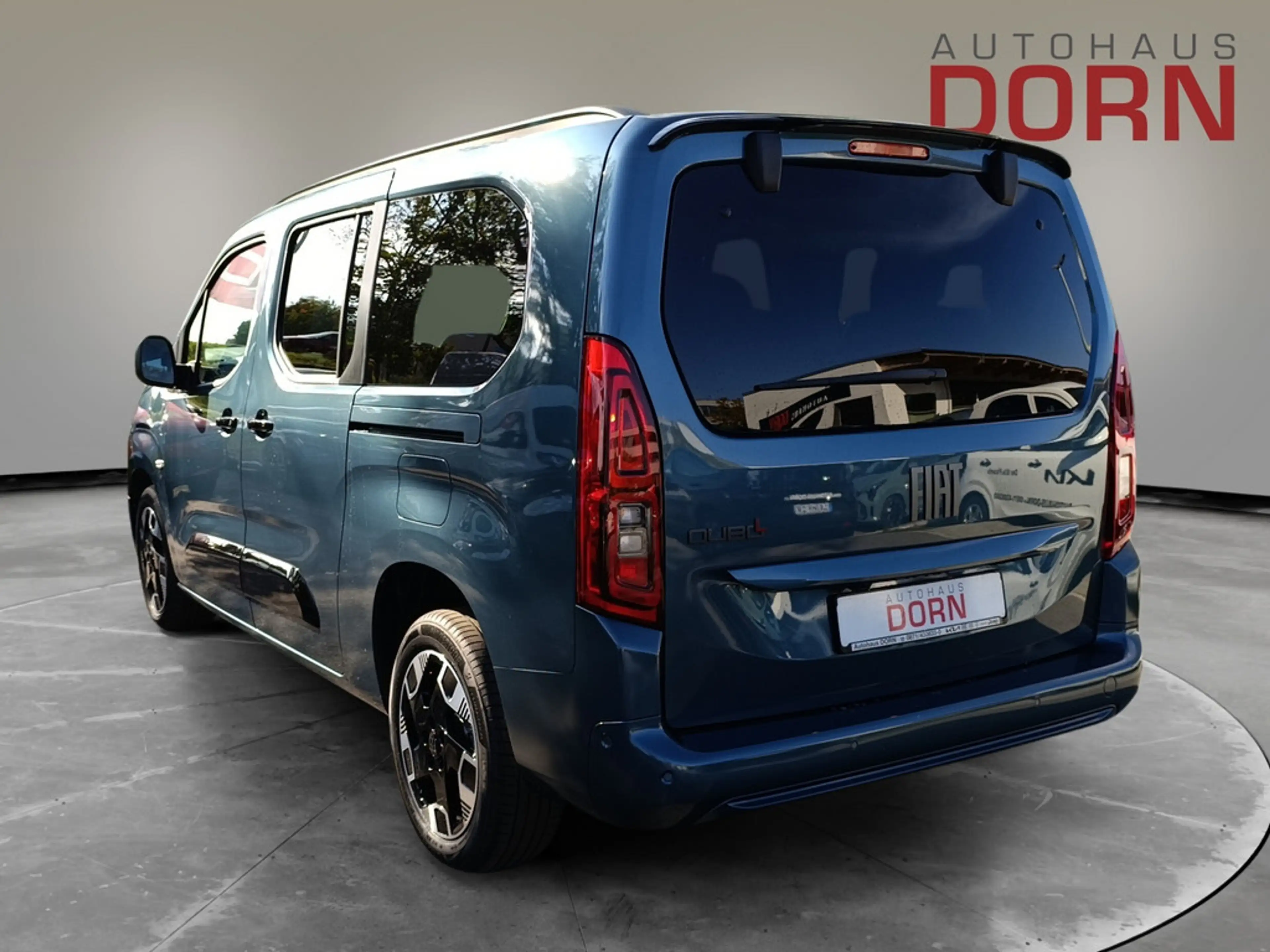 Fiat Qubo L La Prima 1.5 Diesel 7-Sitzer Style-/ Tech-Paket Automatik — photo 2