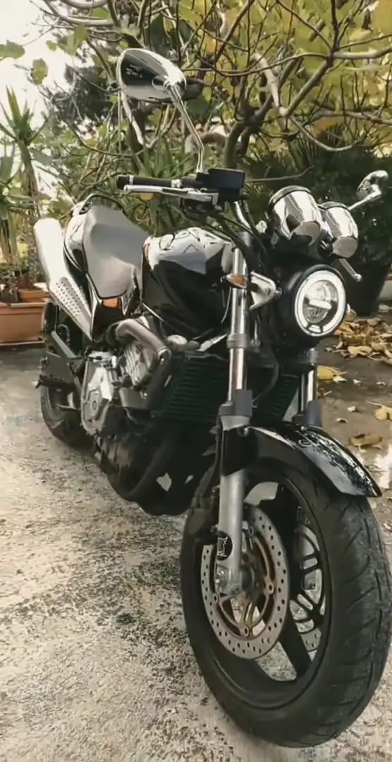 Honda Hornet 600 Negro - 1