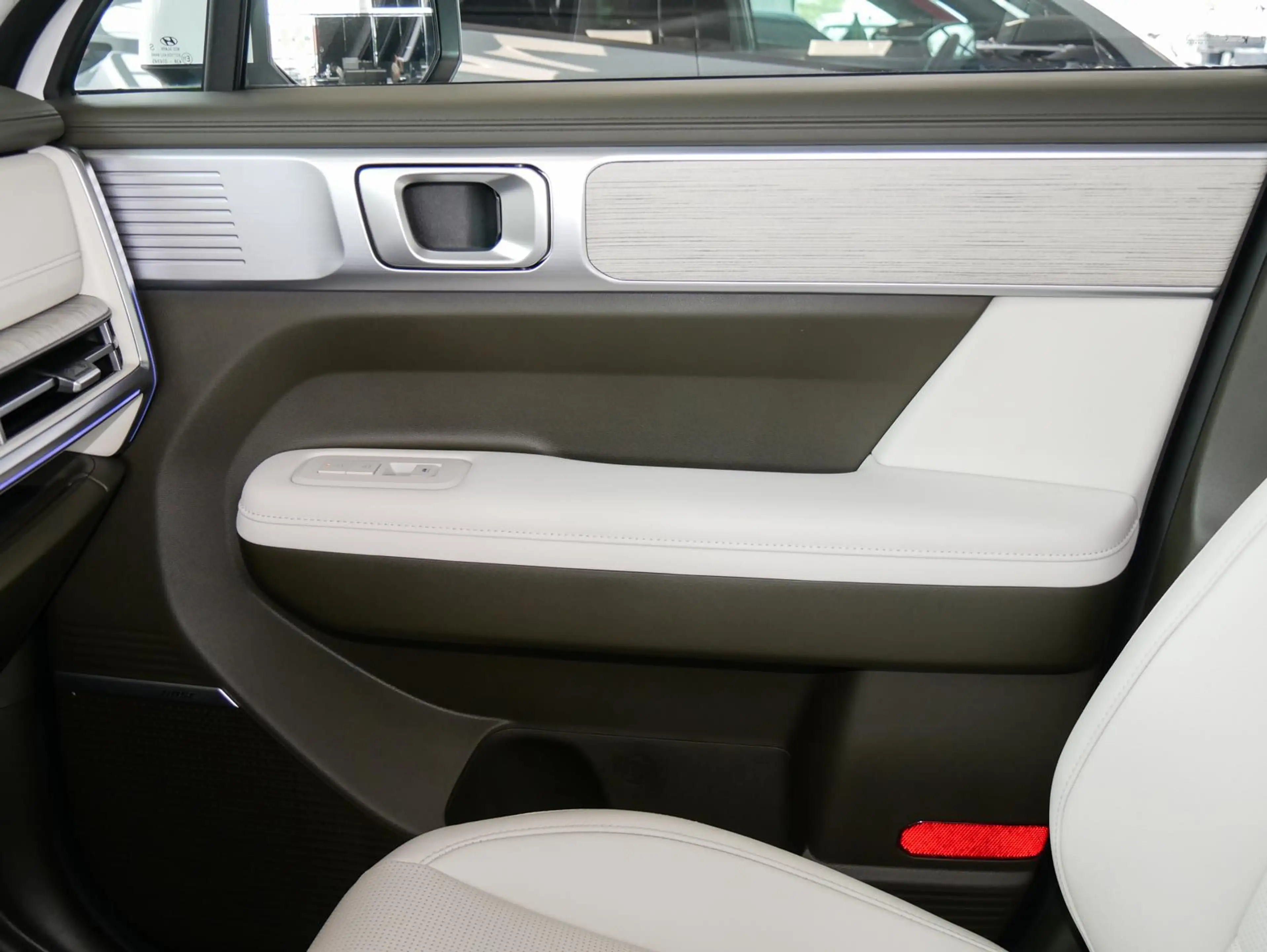 Hyundai SANTA FE Plug-In Hybrid 4WD Signature Komfort Te — photo 14