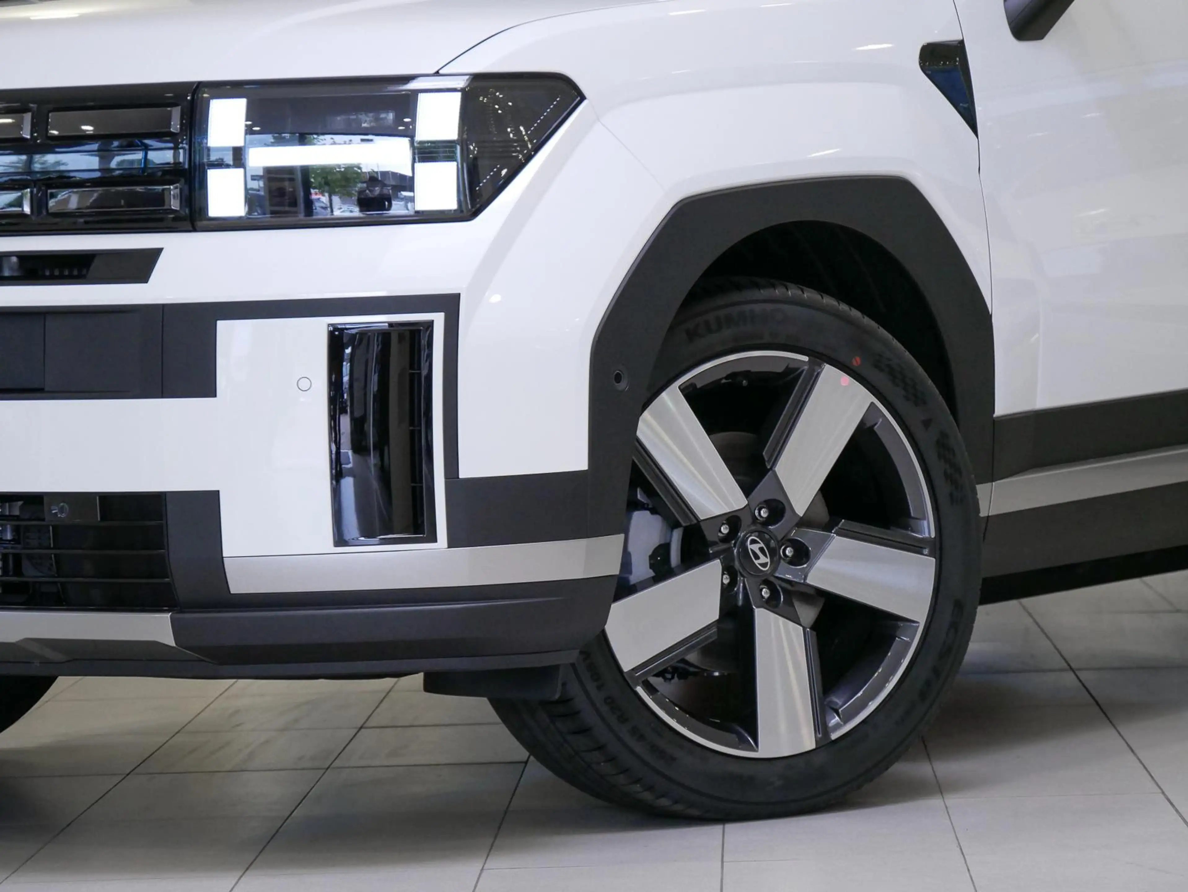 Hyundai SANTA FE Plug-In Hybrid 4WD Signature Komfort Te — photo 3