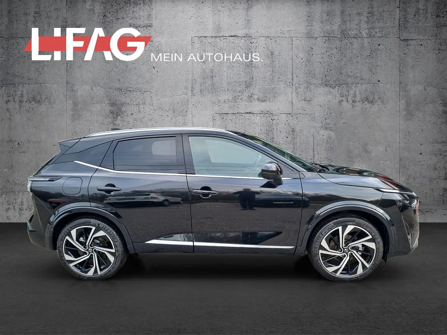 Nissan Qashqai 1,3 DIG-T MHEV Tekna+ Xtronic *ab €37.990,- Schwarz - 2