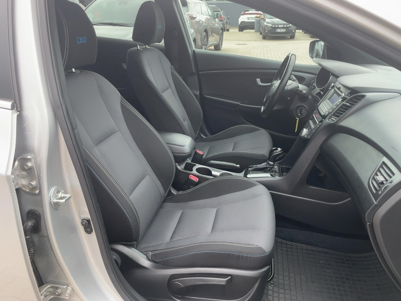 Hyundai i30 cw Trend blue +WINTER-P.+ — photo 10