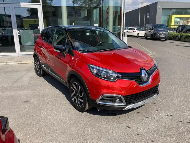 Renault Captur TCe HELLY HANSEN 120 EDC