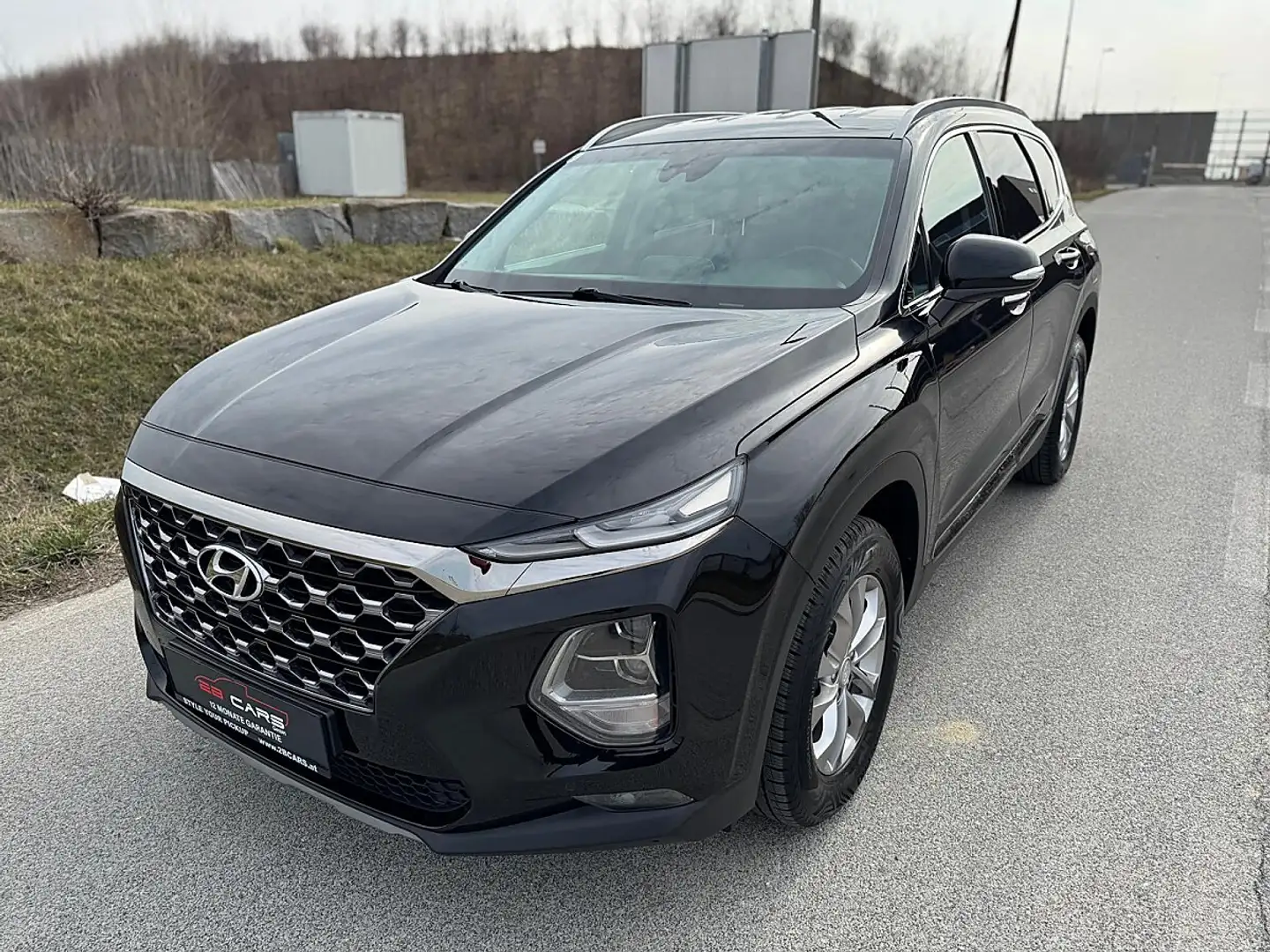 Hyundai SANTA FE Santa Fe 2,0 CRDi 4WD Level 6 Aut. Schwarz - 2