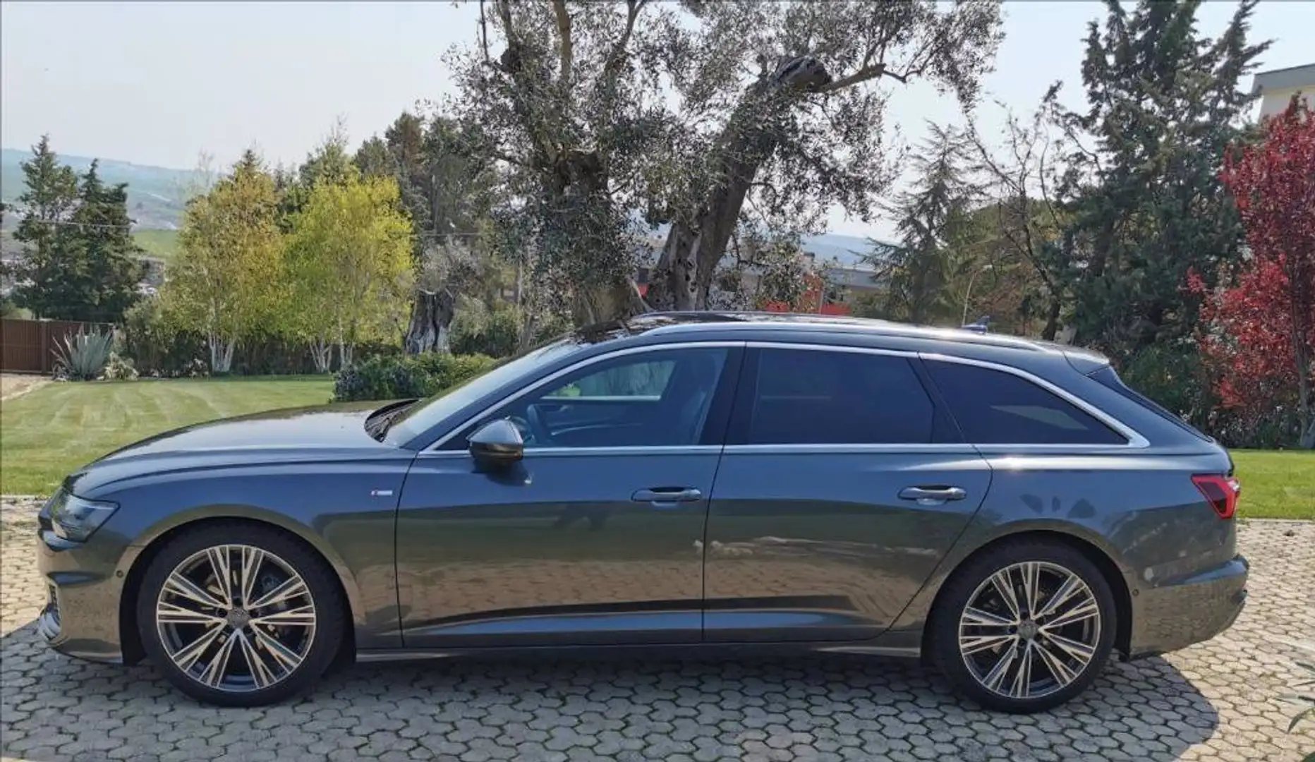 Audi A6 Avant 40 2.0 tdi mhev 12V Business Advanced quattr Grigio - 1