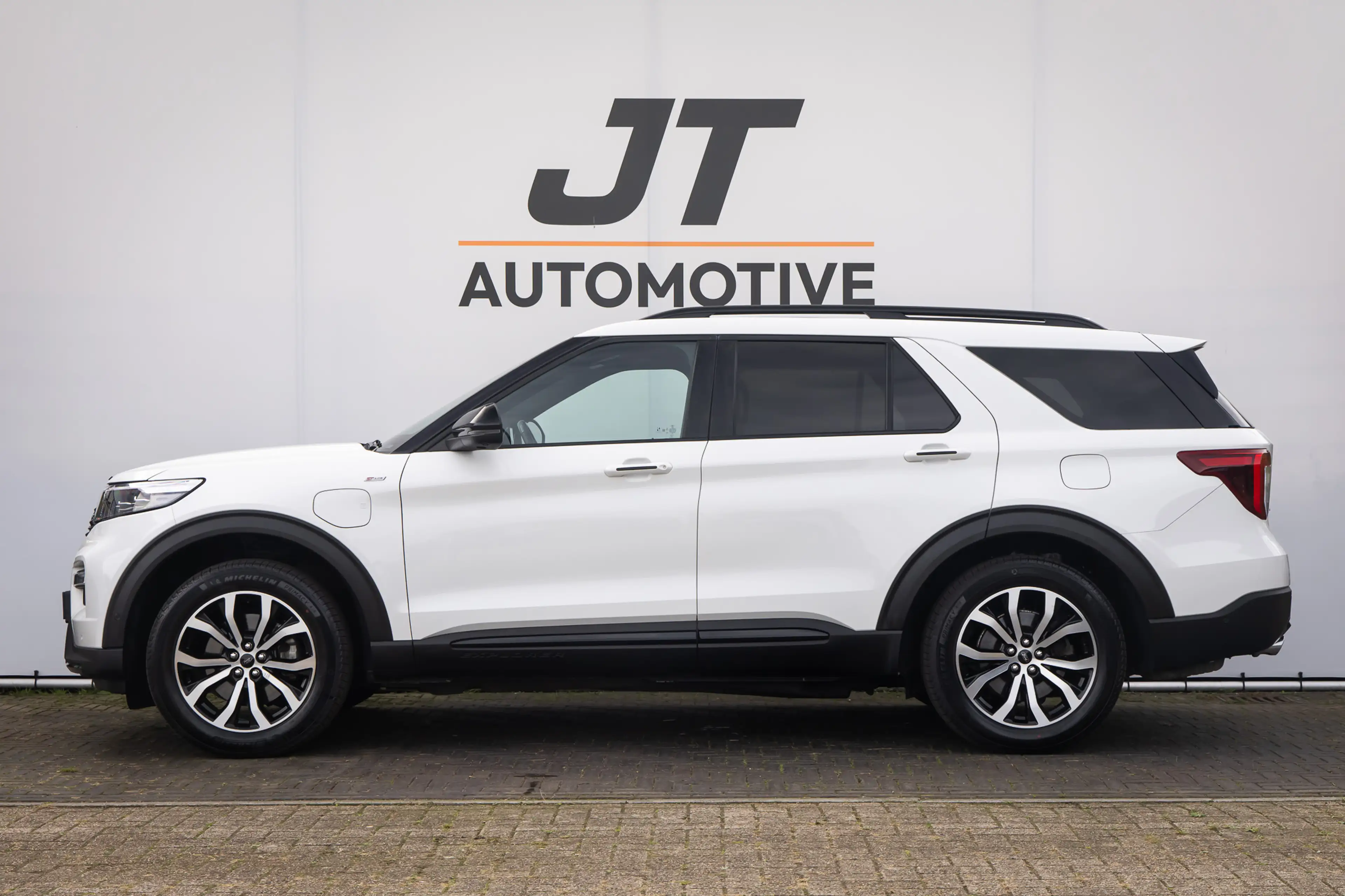 Ford Explorer 7peroons 3.0 V6 EB PHEV ST-Line plug in hybe Panor — photo 2