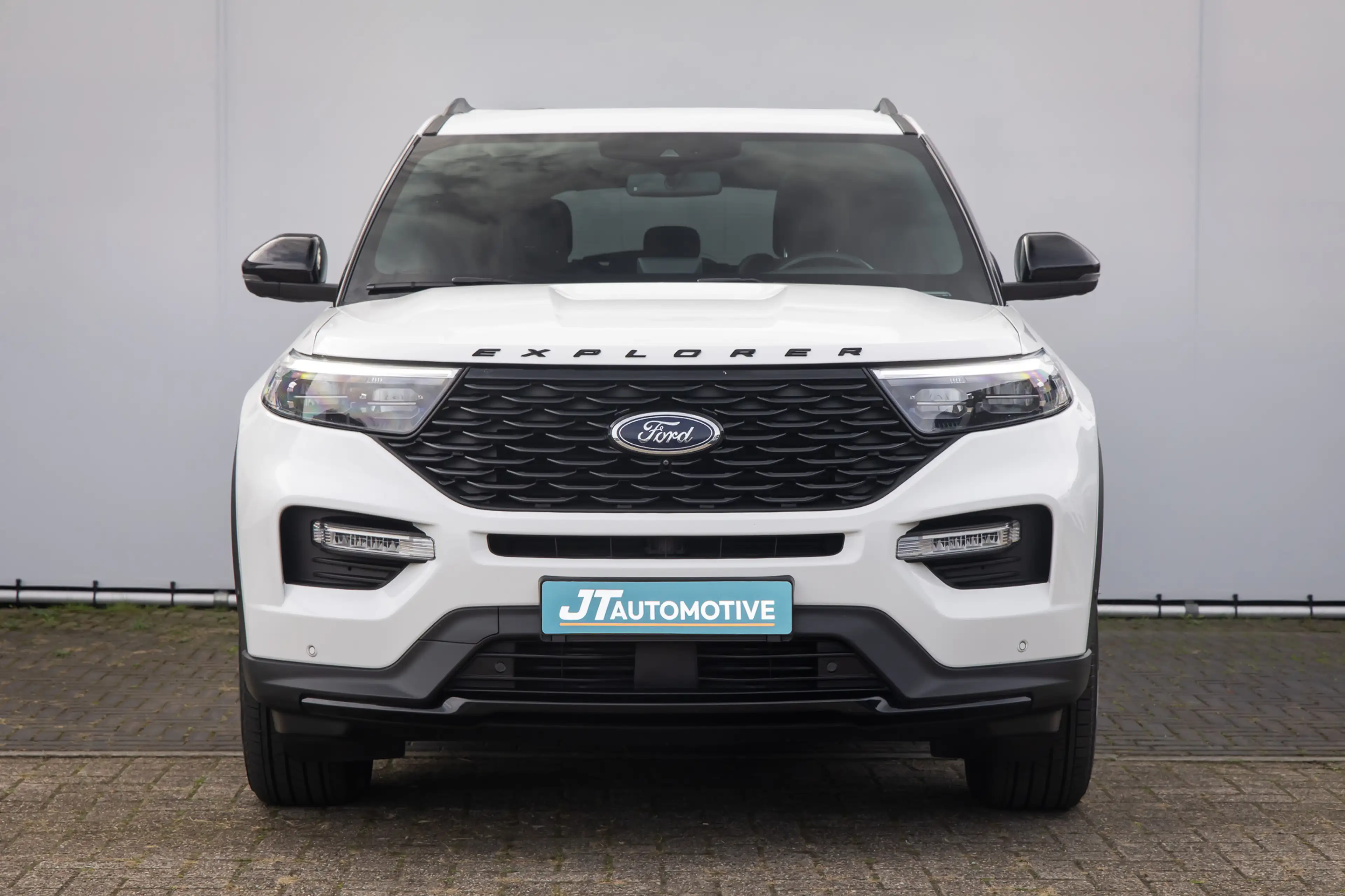 Ford Explorer 7peroons 3.0 V6 EB PHEV ST-Line plug in hybe Panor — photo 5