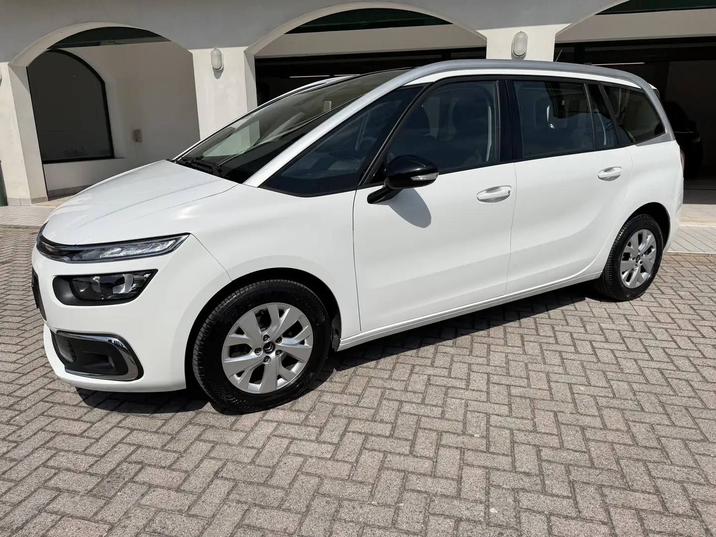 Citroen C4 SpaceTourer 1.5 bluehdi Feel s&s 130cv - 7 POSTI Biały - 1