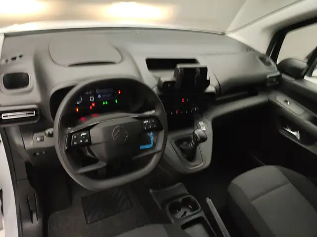 Citroen Berlingo view 10
