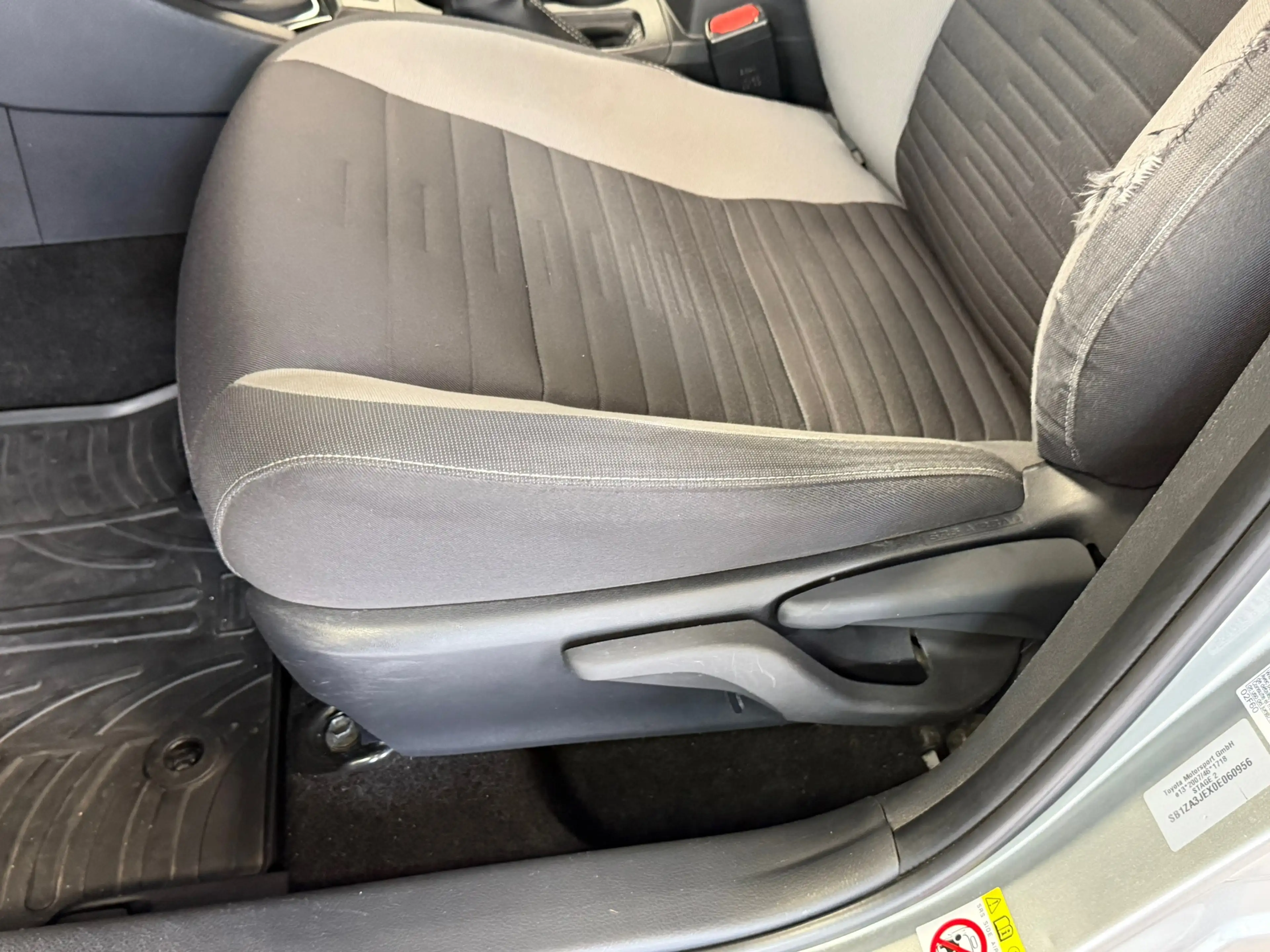 Toyota Auris Touring Sports 1.2T Aspiration TREKHAAK CAMERA KEY — photo 13