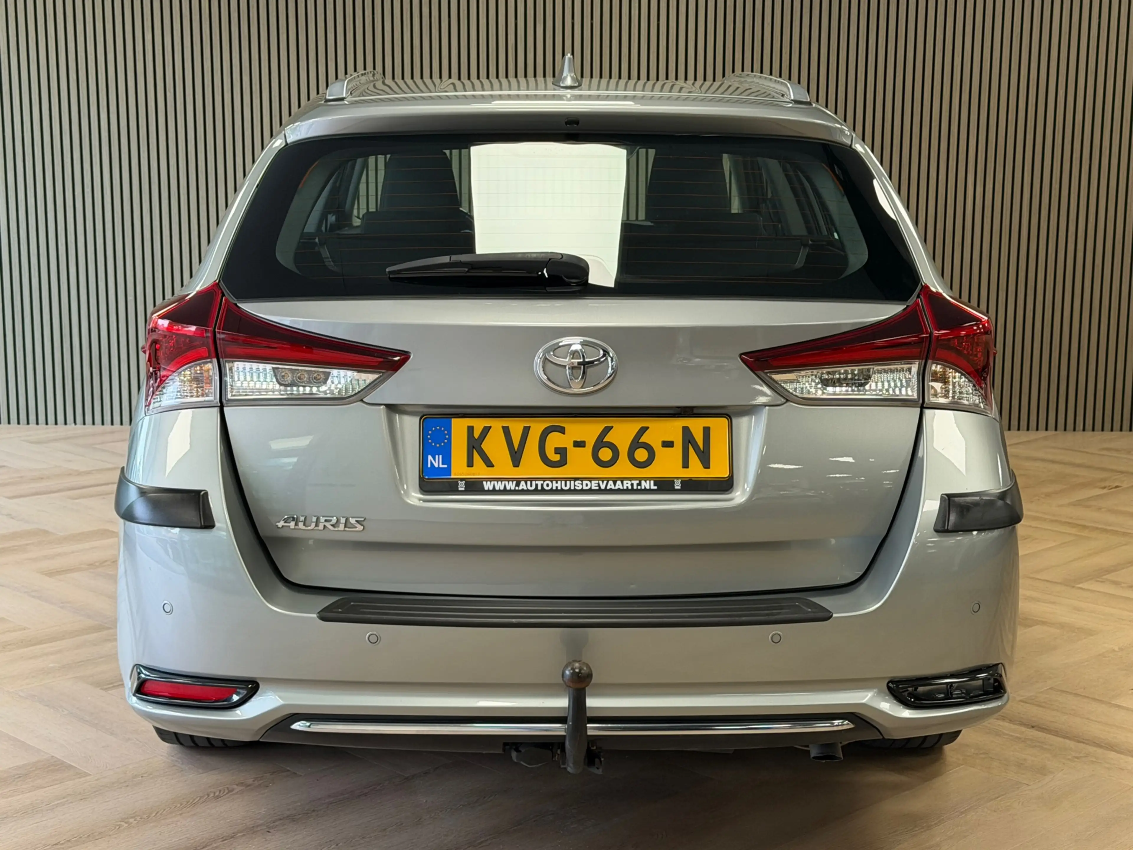 Toyota Auris Touring Sports 1.2T Aspiration TREKHAAK CAMERA KEY — photo 5