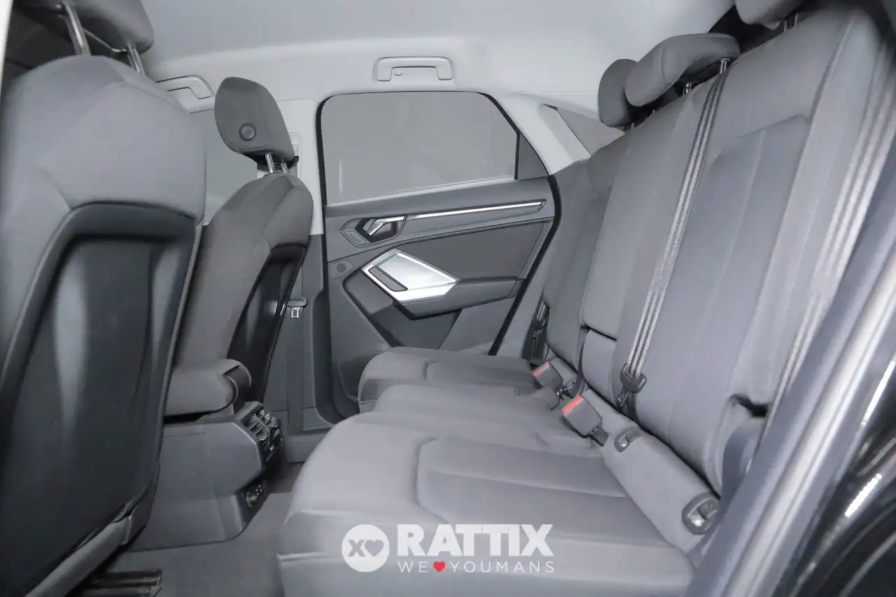 Audi Q3 Sportback 35 2.0 tdi 150CV Business Plus s-tronic, миниатюра 28