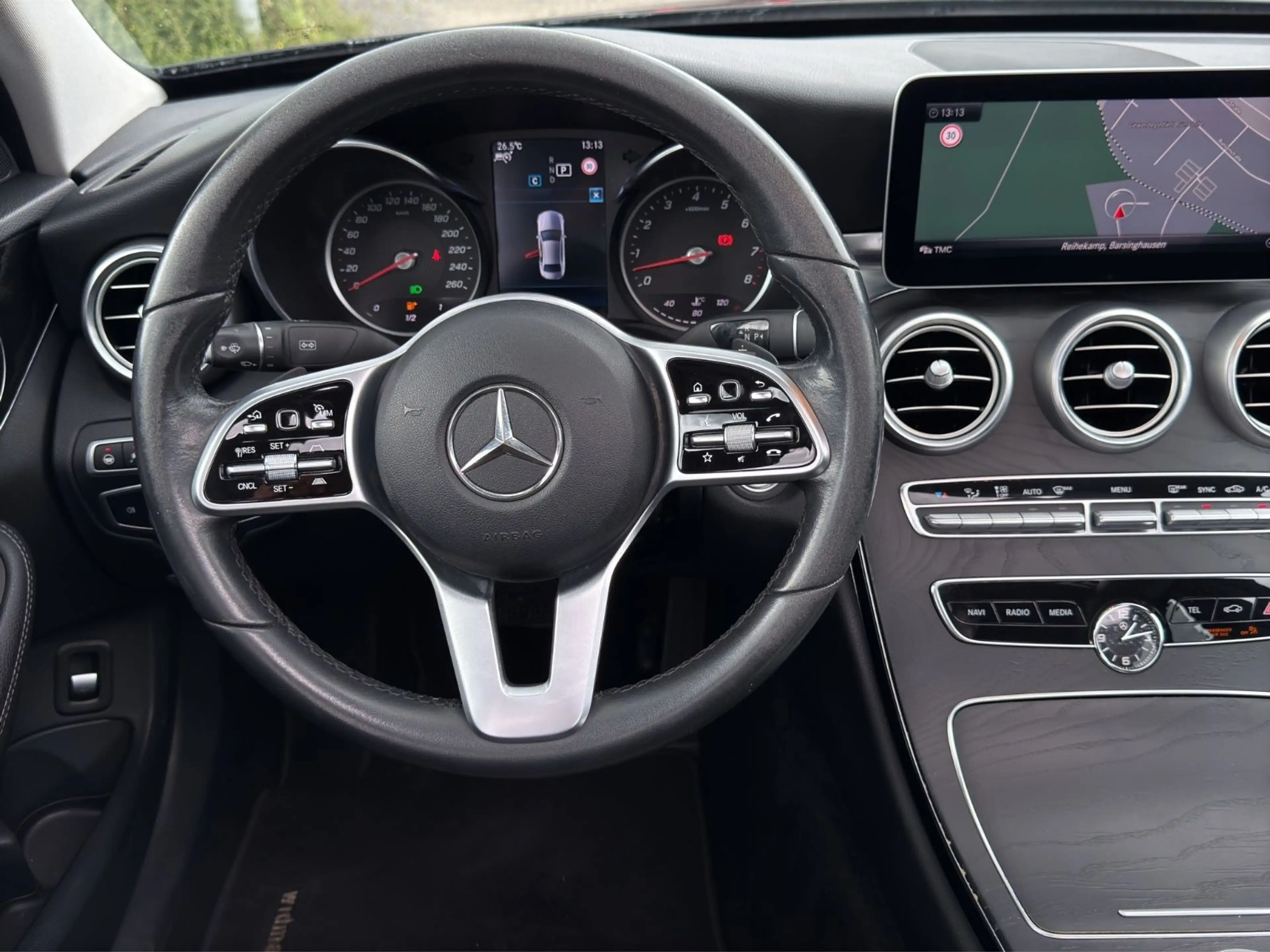 Mercedes-Benz C 400 4Matic Navi Kamera Scheckheft Garantie — photo 10