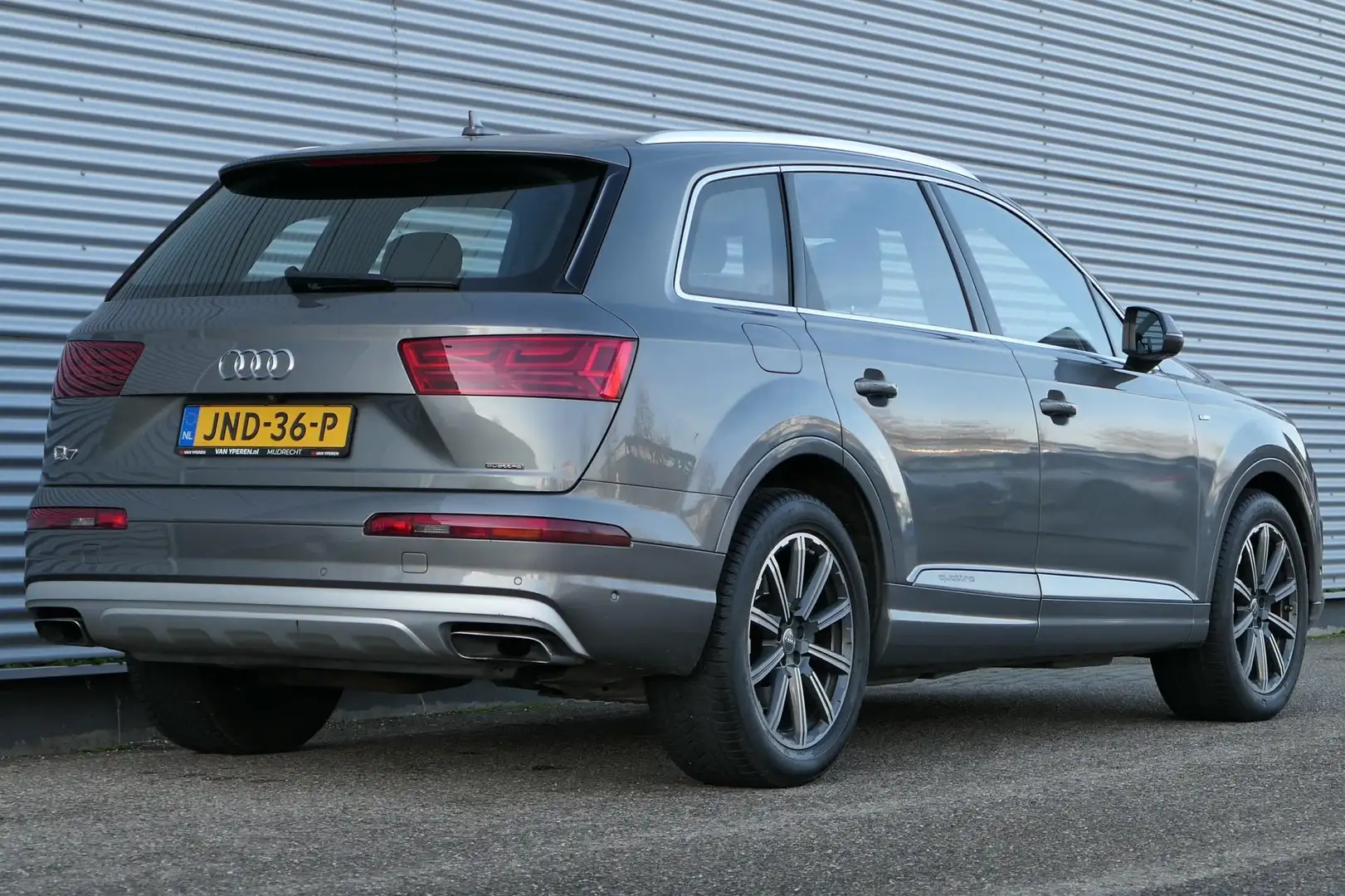 Audi Q7 3.0 TFSI quattro S-Line BTW-auto Dealer onderhoude Gris - 2