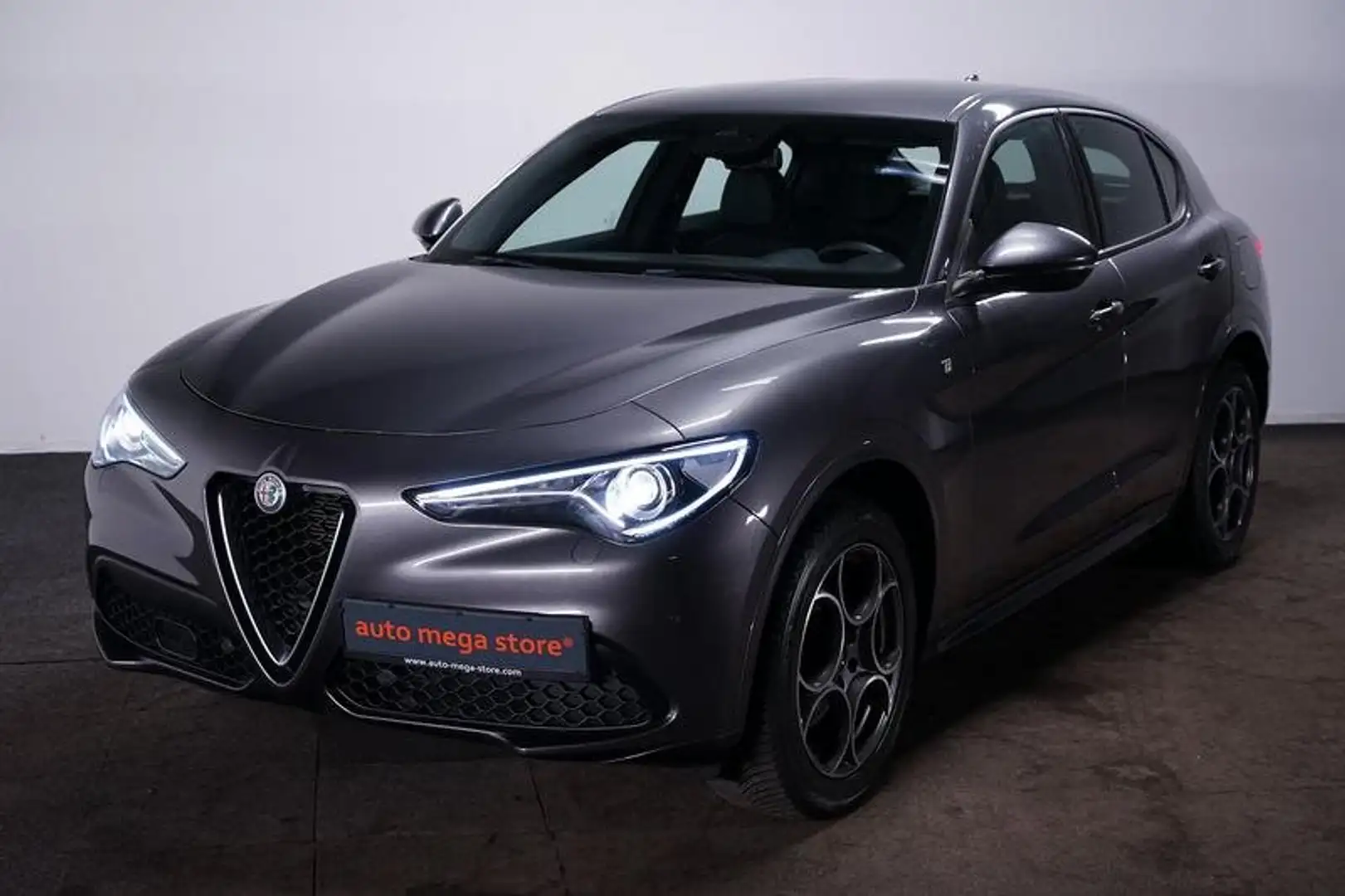 Alfa Romeo Stelvio 2.0 Turbo 16V Ti Q4 Kamera/ACC/AUT/Navi Gris - 1
