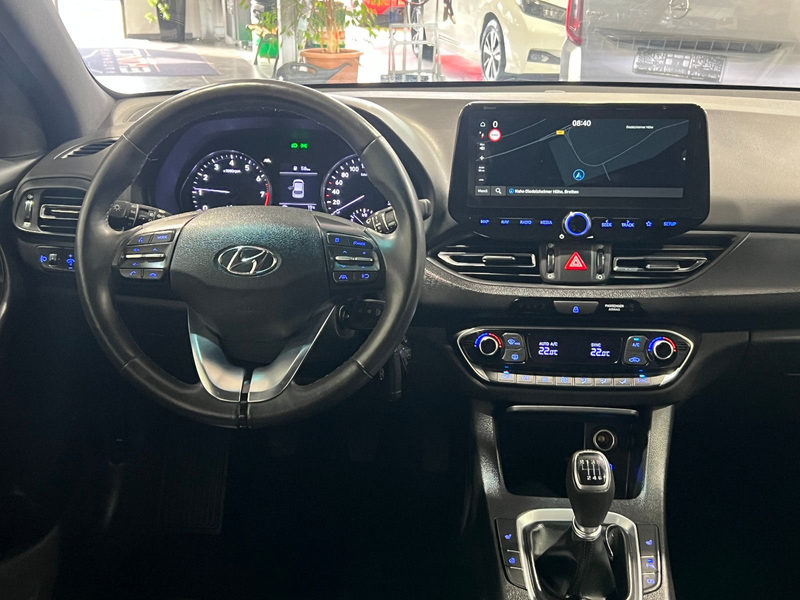 Hyundai i30 1.0 TGDI cw **Navi*Kamera*SHZ*Spur*Temp** — photo 11