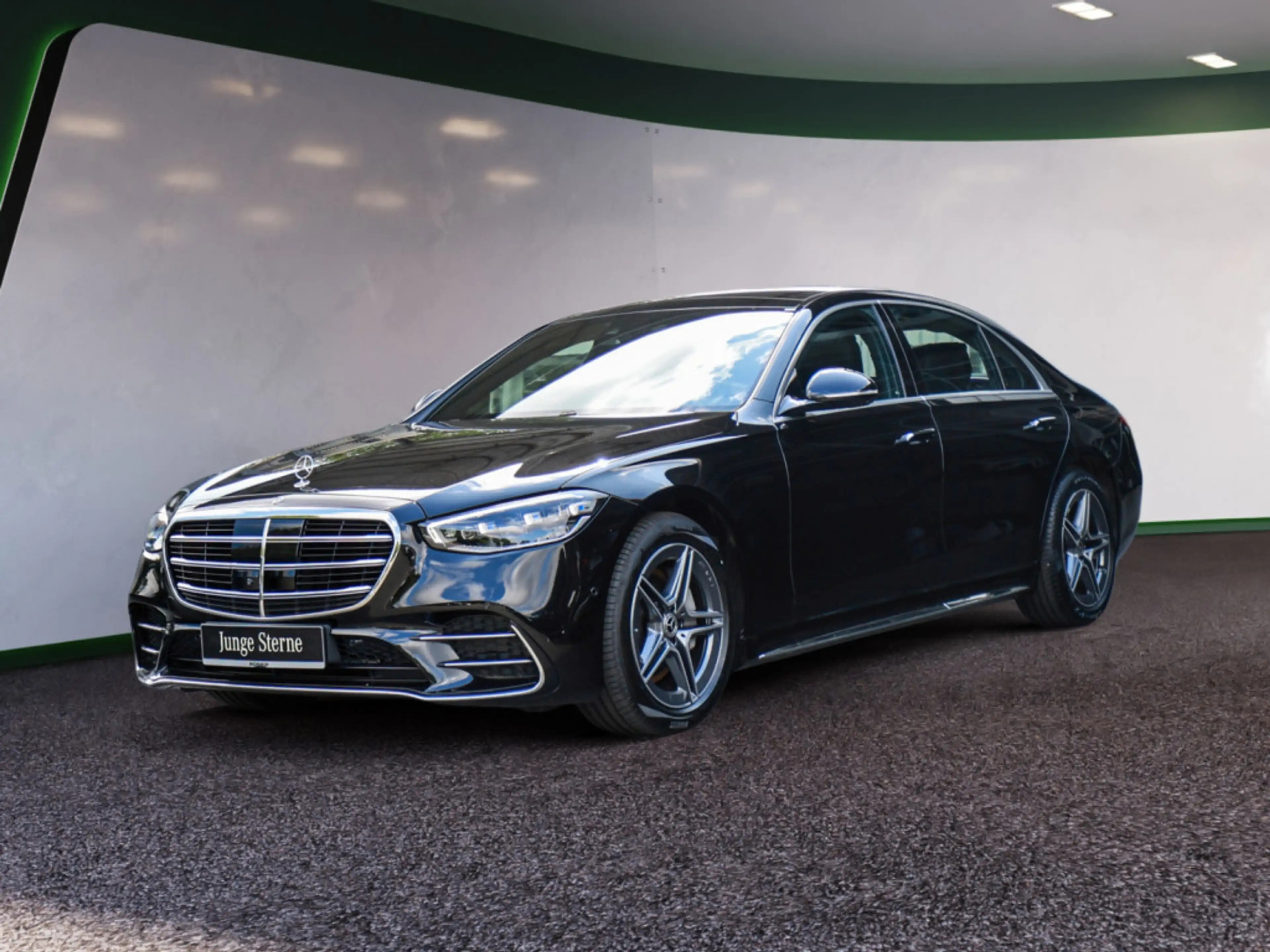 Mercedes-Benz S 350 d 4M L AMG Sport PANO HUD LED 360° NAVI — photo 2