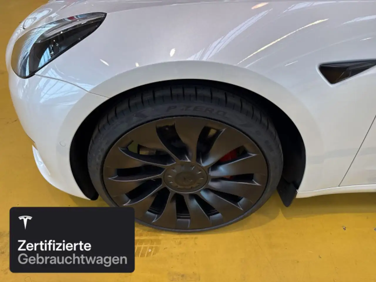 2021 Tesla Model 3 Performance, photograph 7